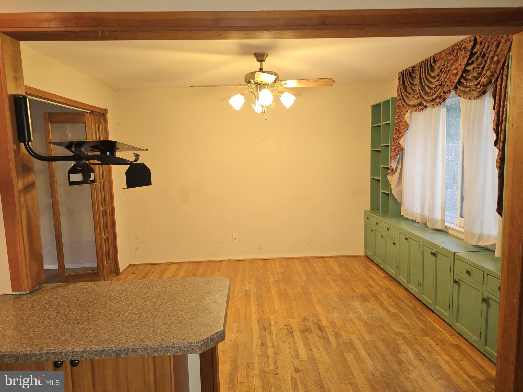 LONGFELLOW - Residential