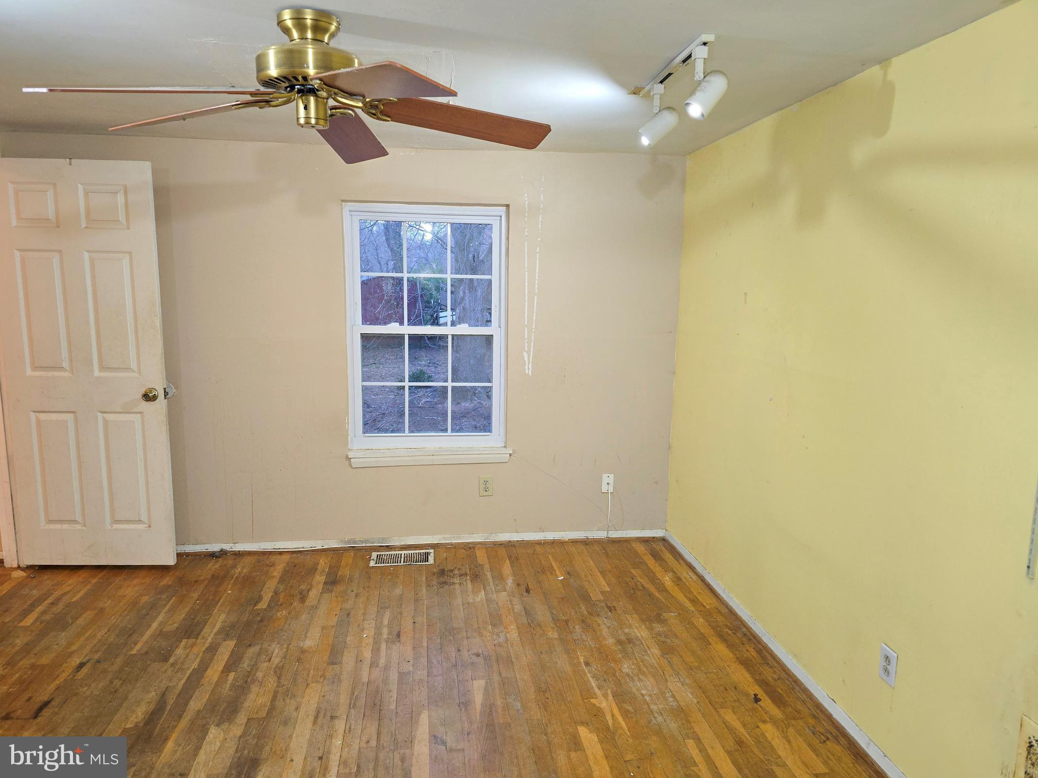 LONGFELLOW - Residential