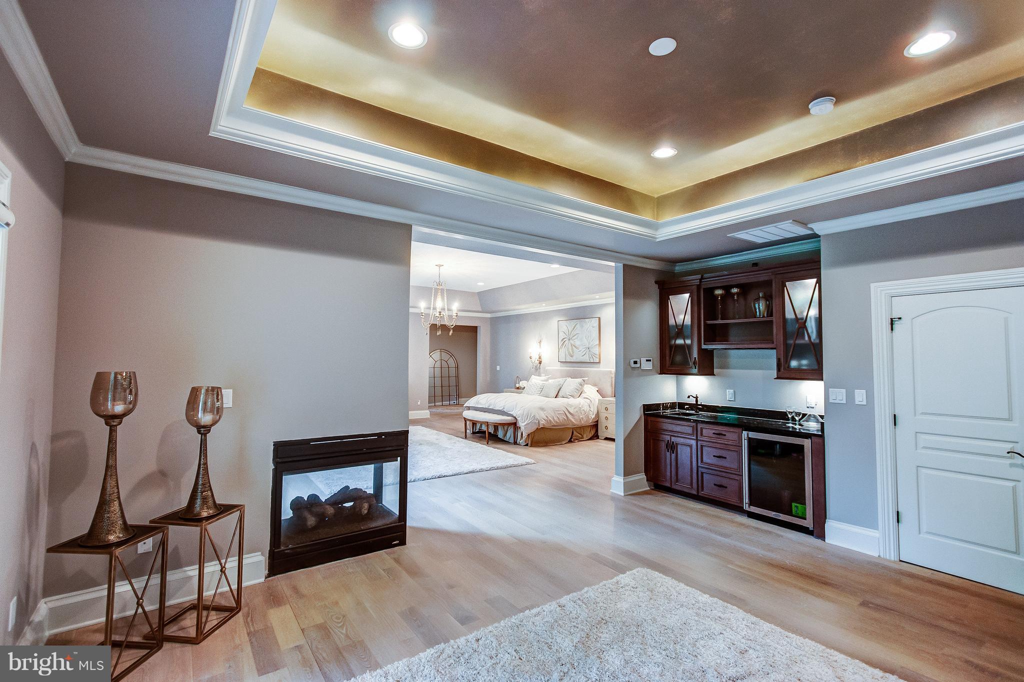 PEACOCK STATION - Residential