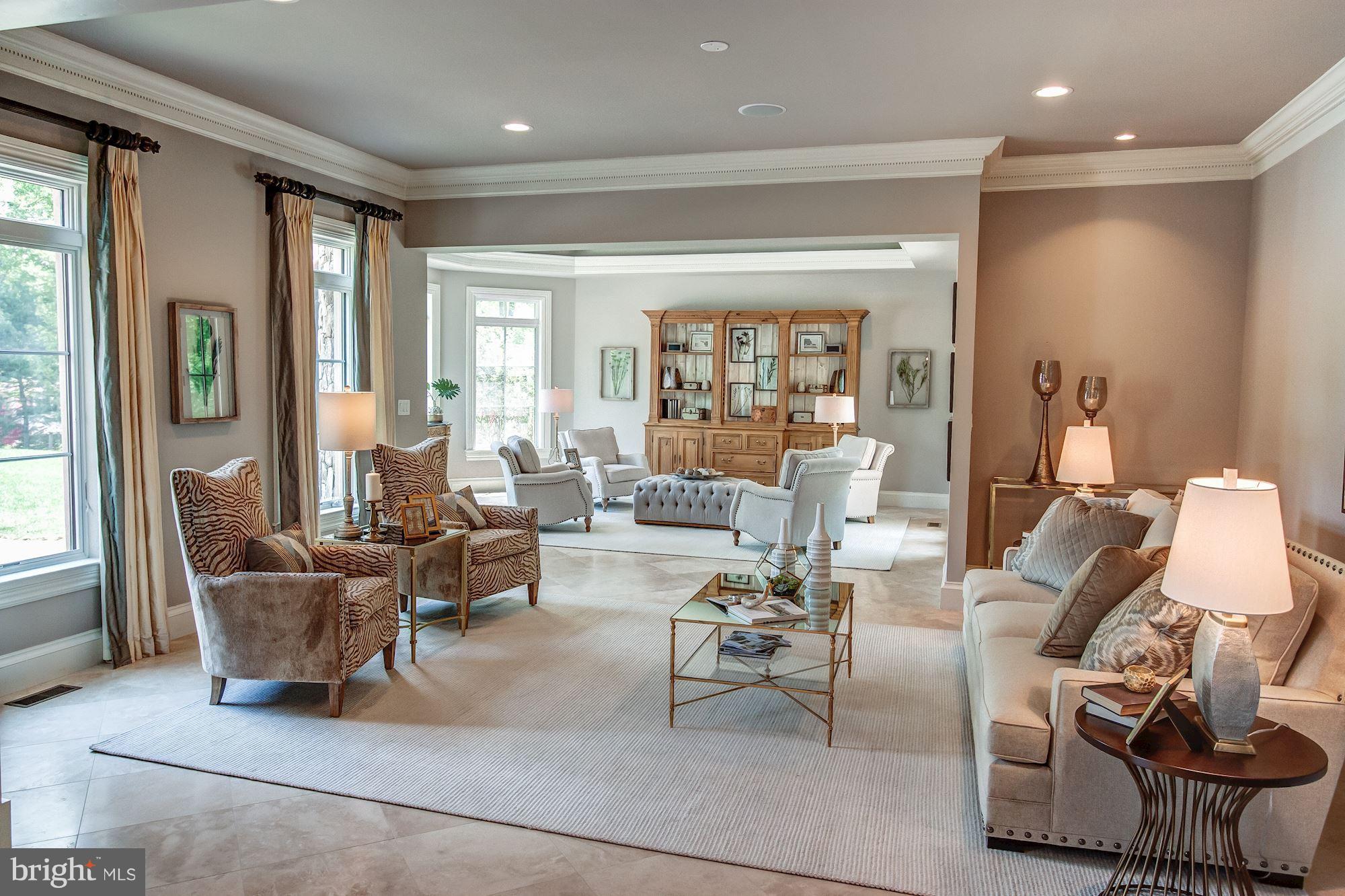 PEACOCK STATION - Residential