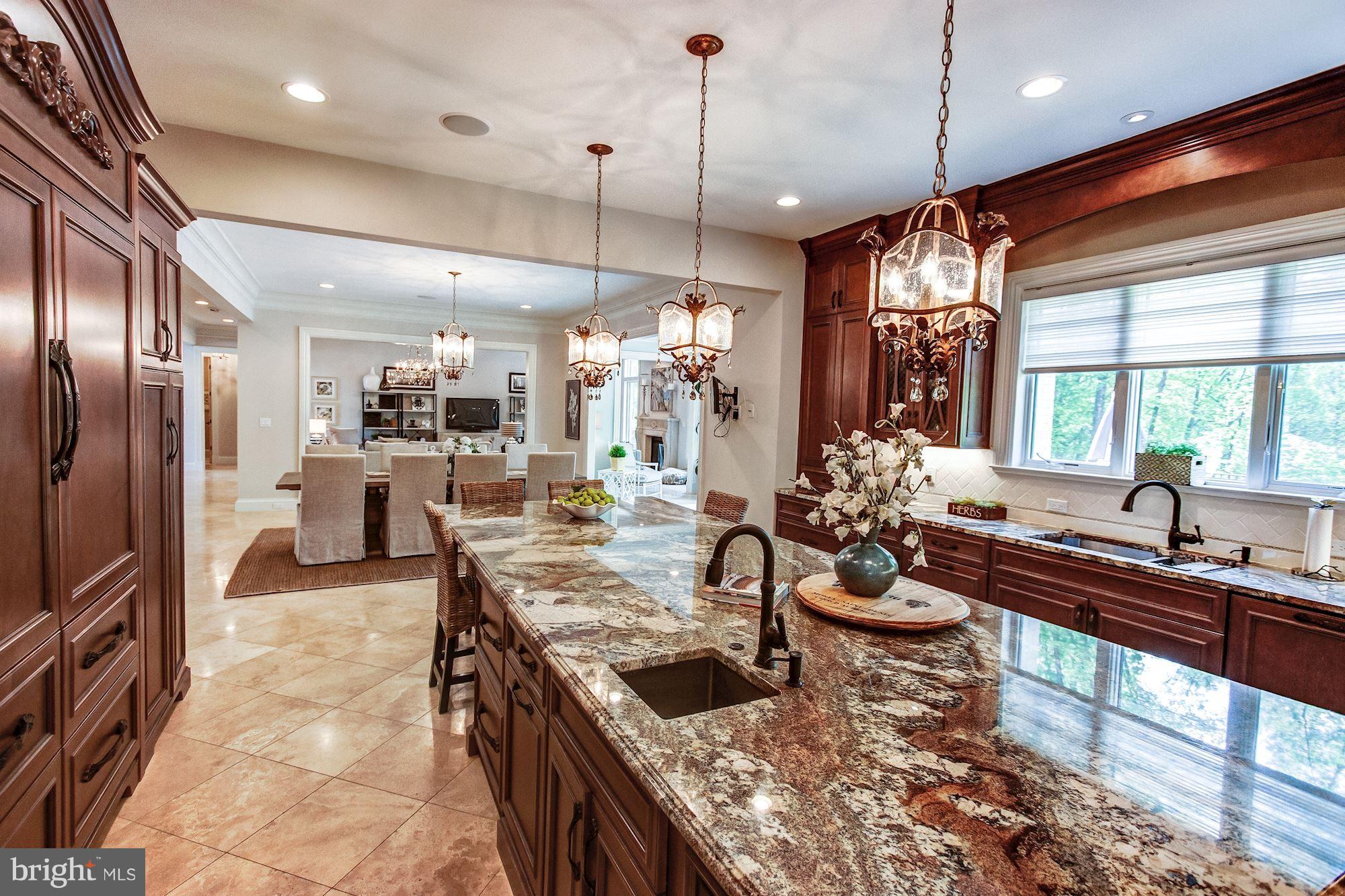 PEACOCK STATION - Residential