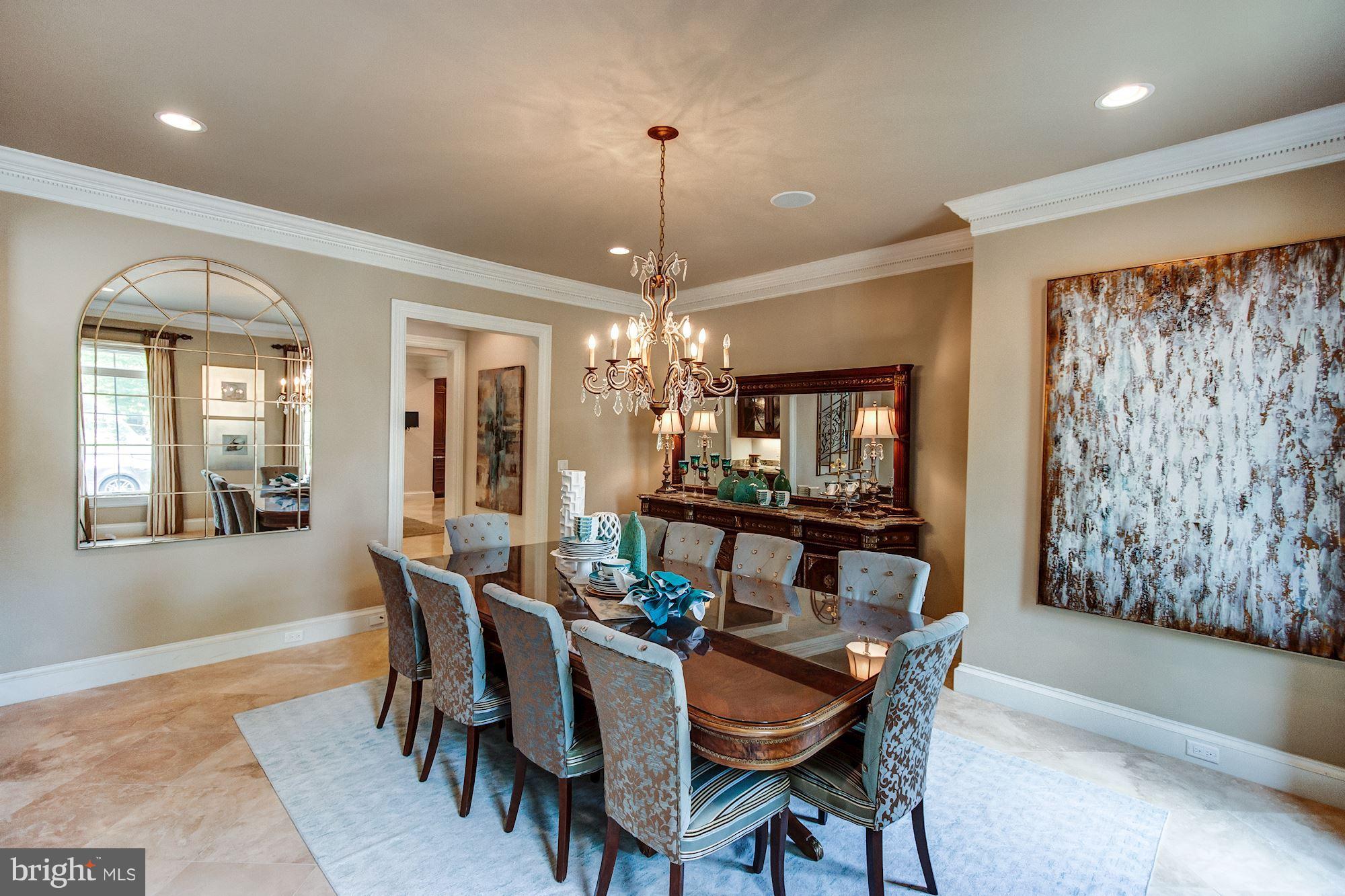 PEACOCK STATION - Residential