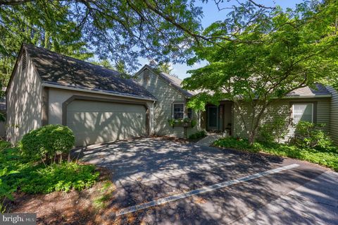 Photo of 2018 Meadow Glen, READING, PA 19610 (MLS # PABK2065784)