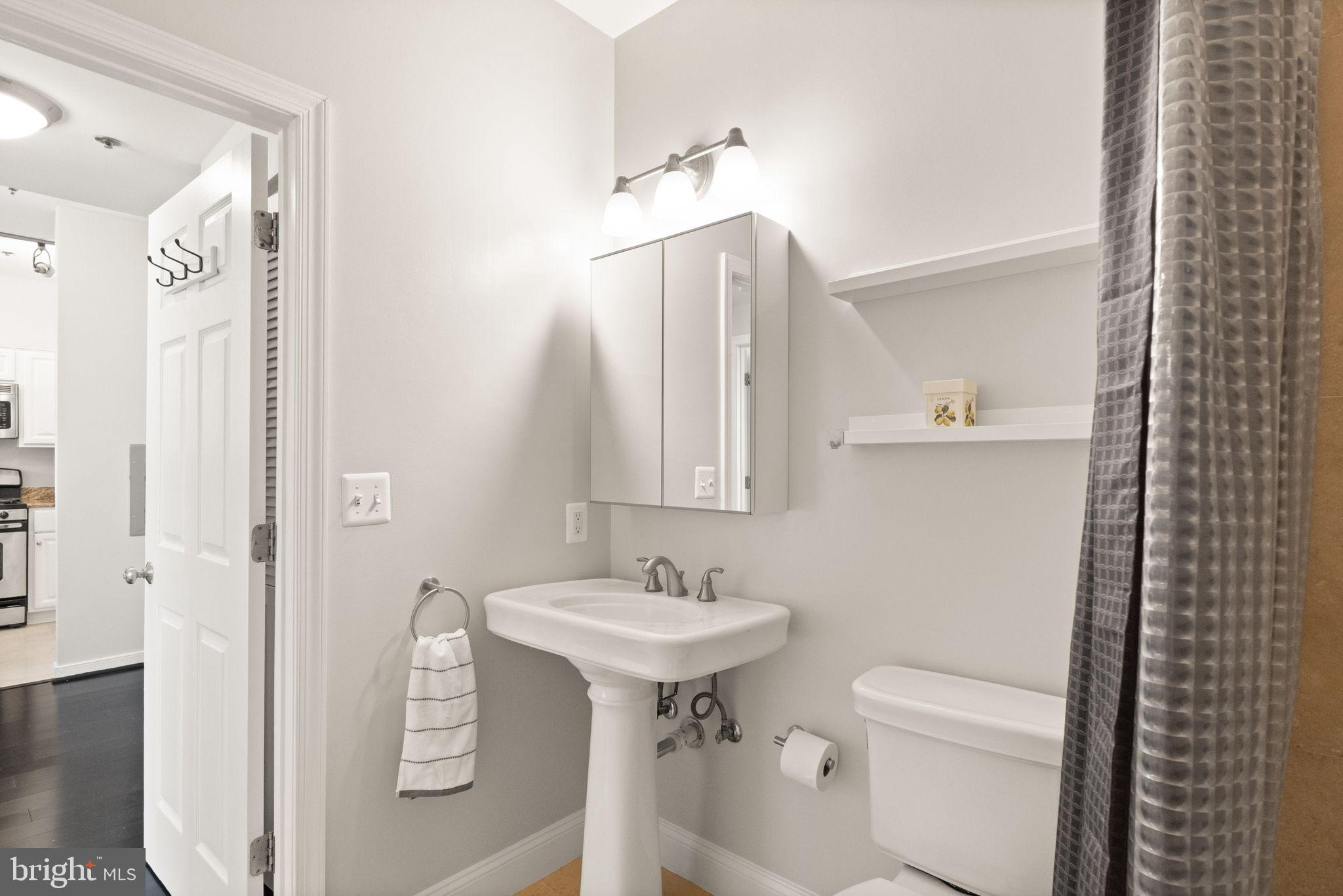 LILLIAN COURT AT TYSONS 11 - Residential