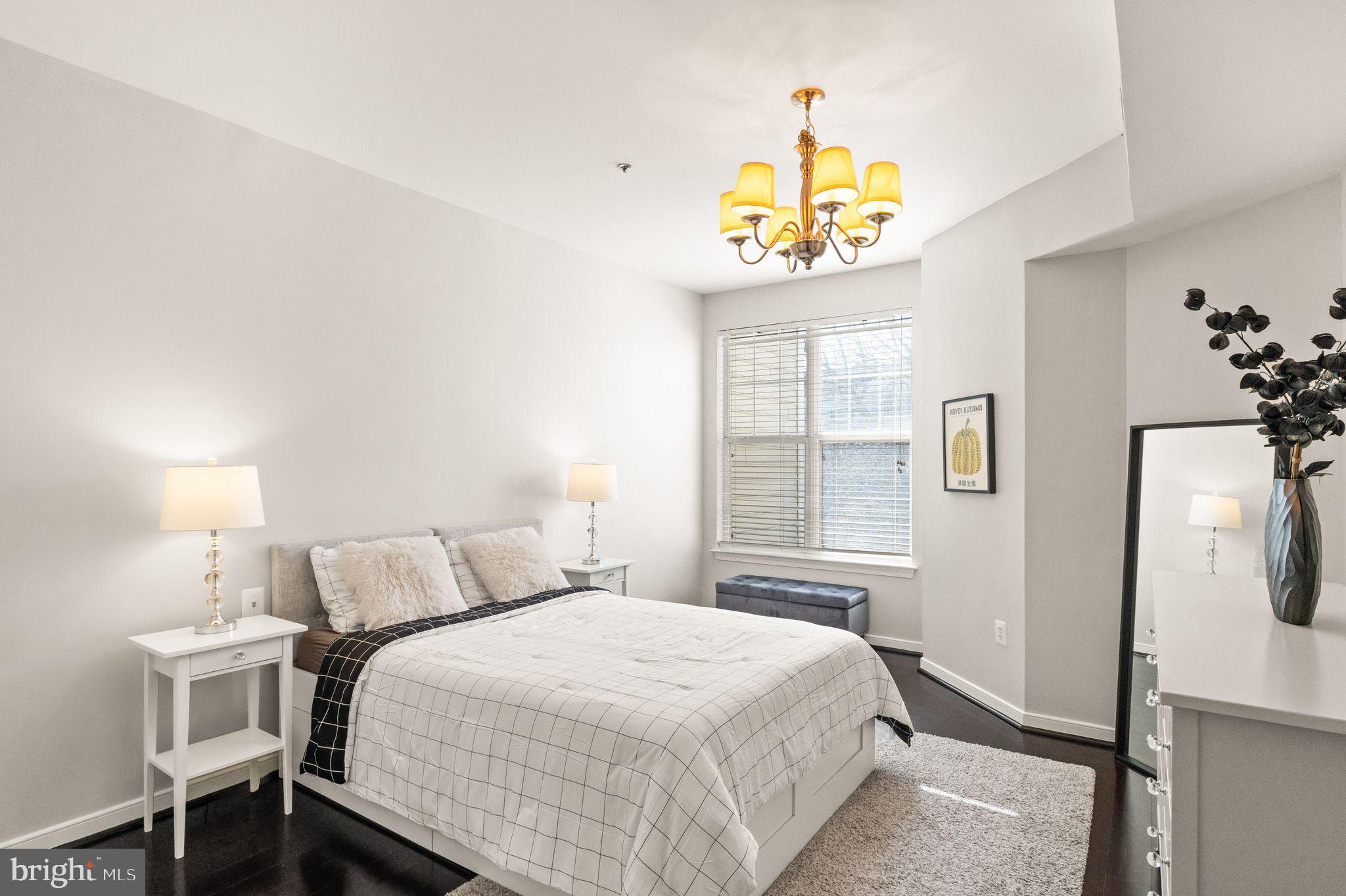 LILLIAN COURT AT TYSONS 11 - Residential