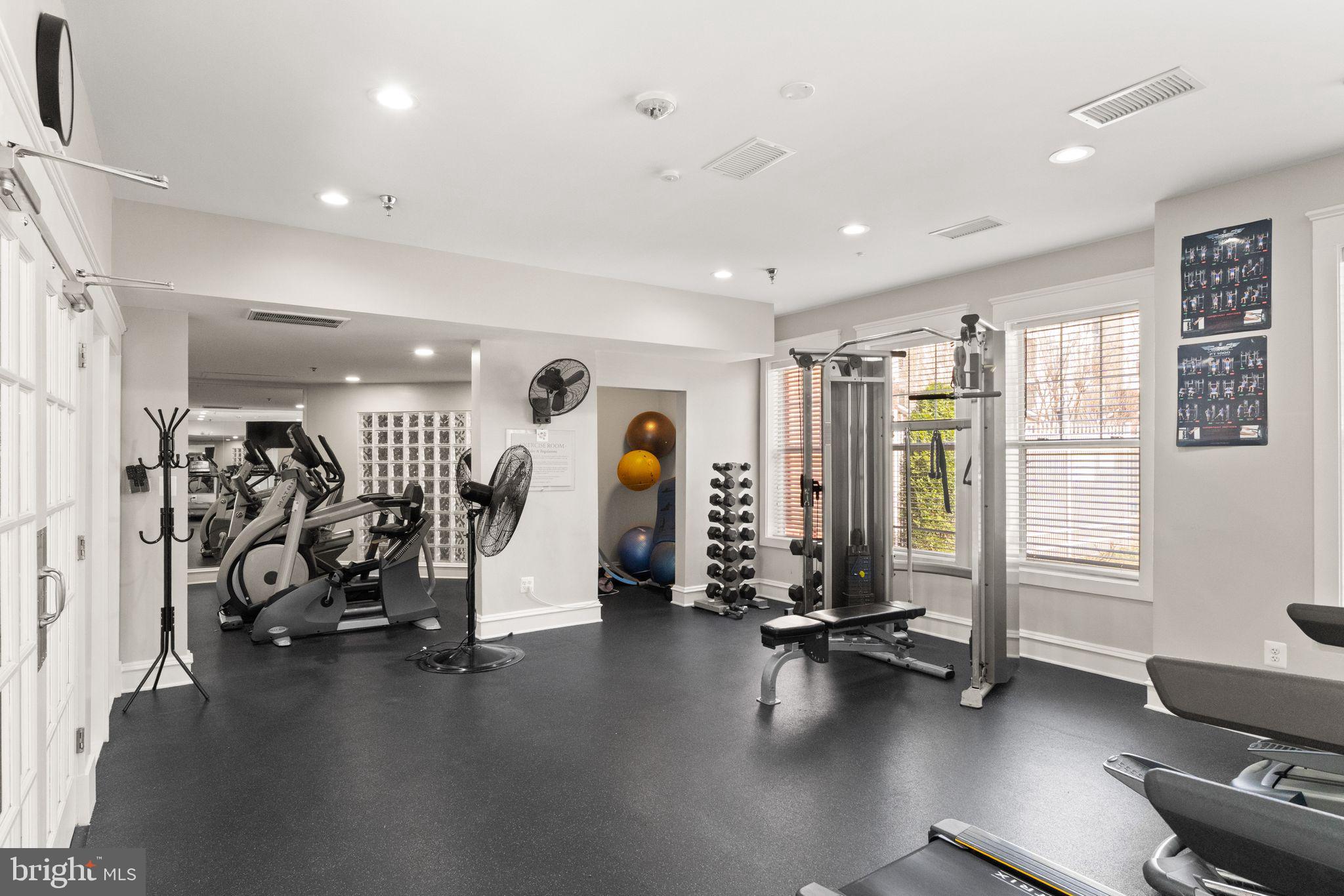 LILLIAN COURT AT TYSONS 11 - Residential