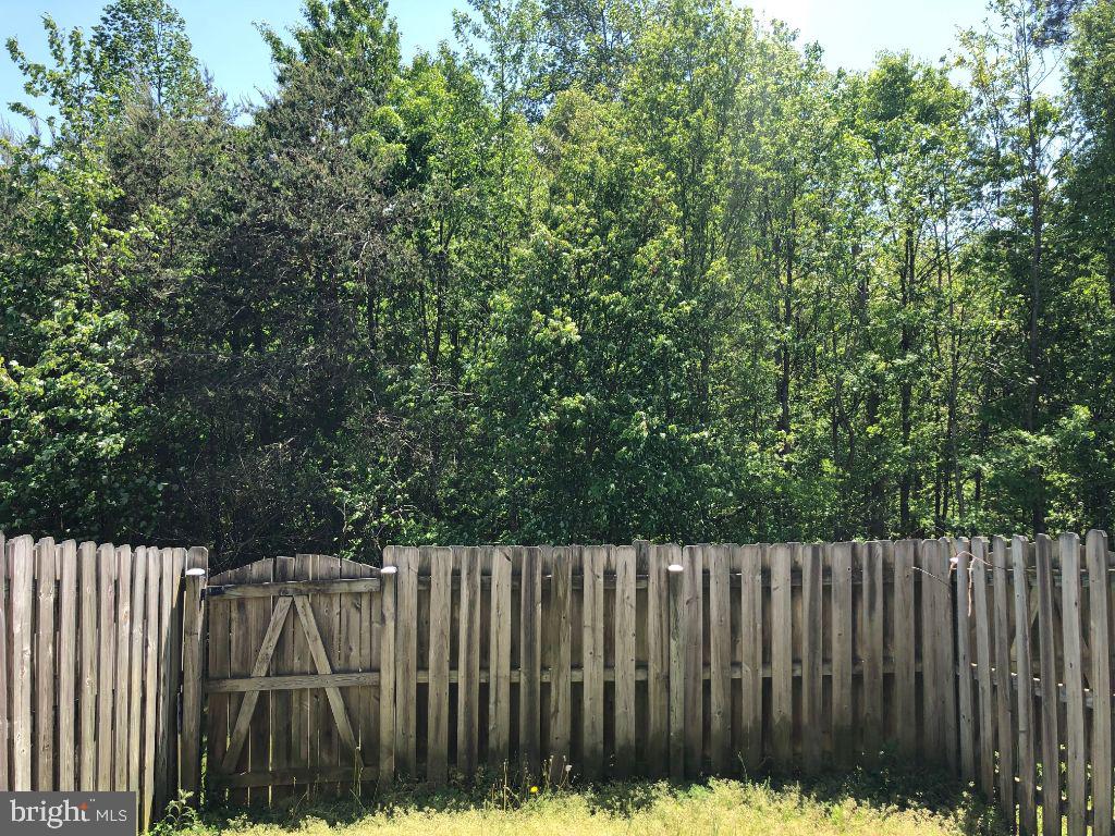 COVENTRY CREEK - Residential Lease