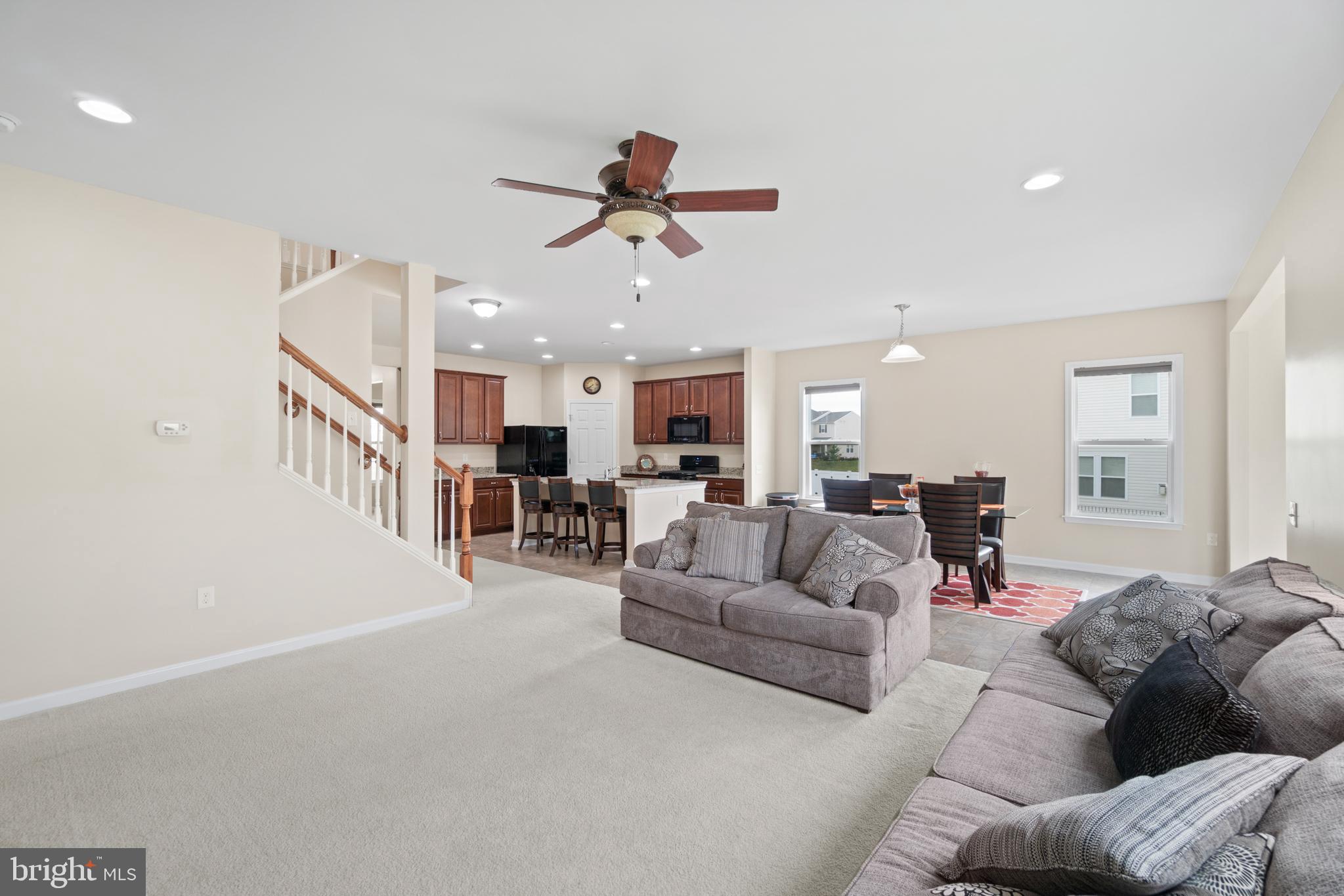 STAFFORD LAKES VILLAGE - Residential