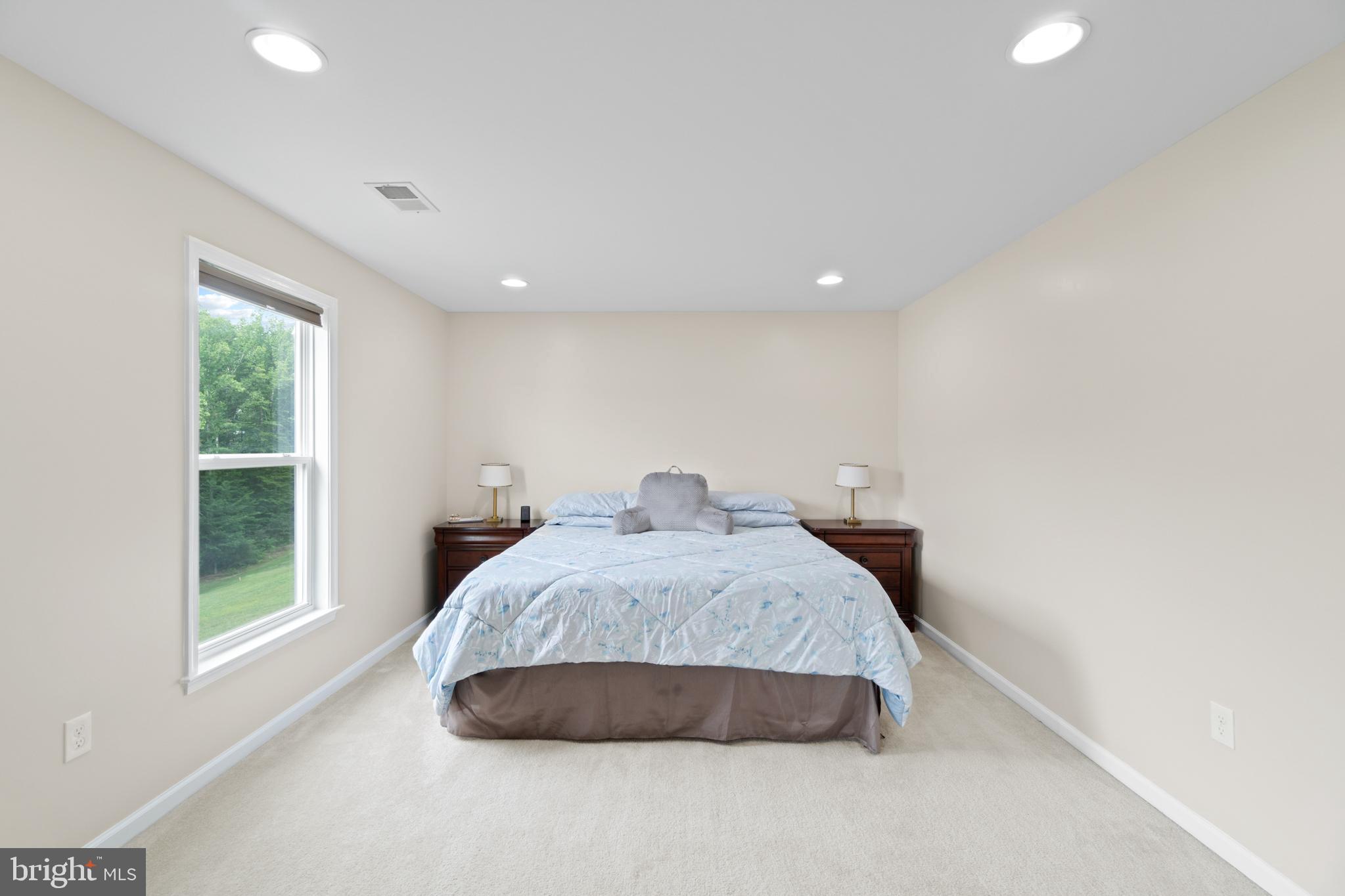 STAFFORD LAKES VILLAGE - Residential