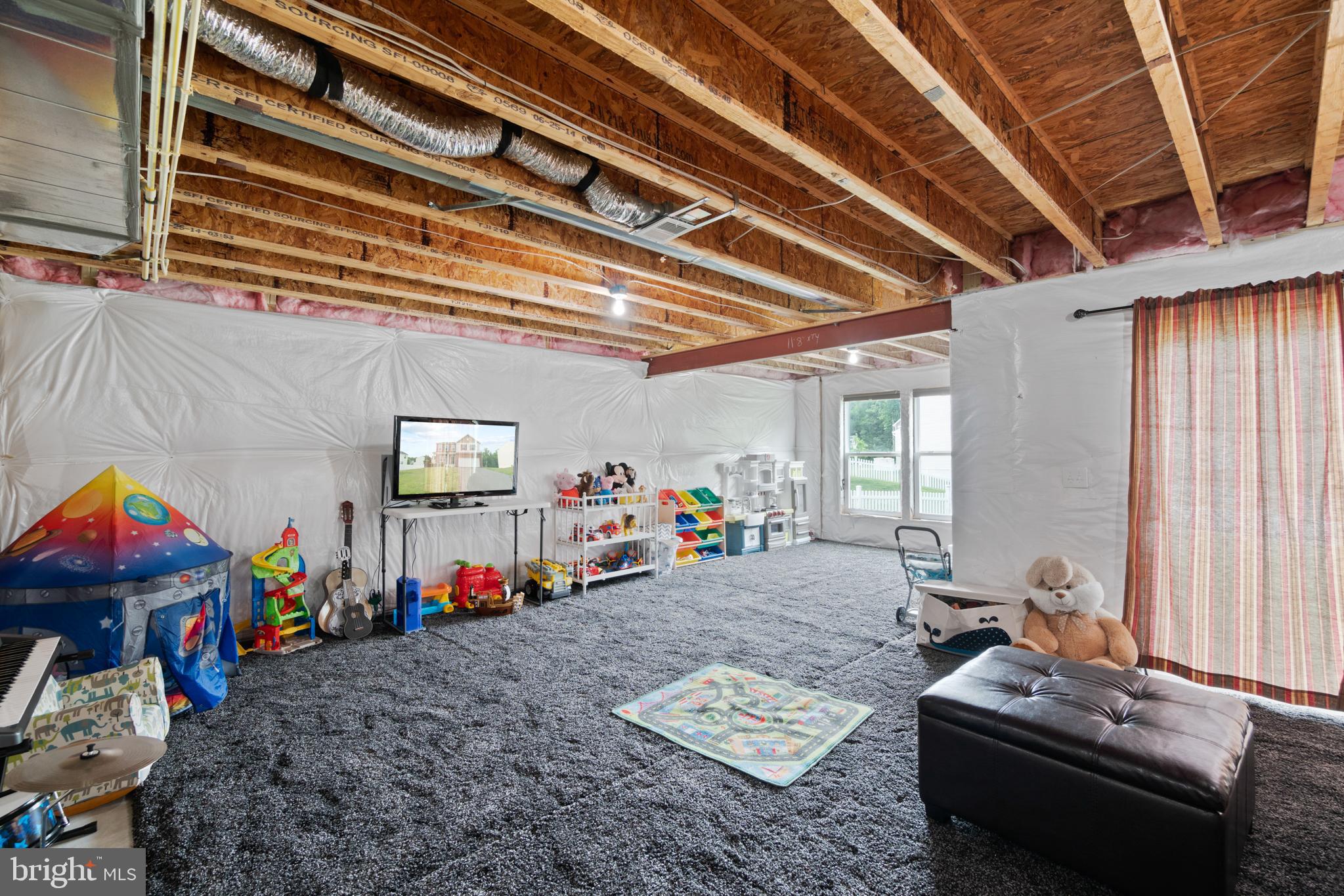 STAFFORD LAKES VILLAGE - Residential