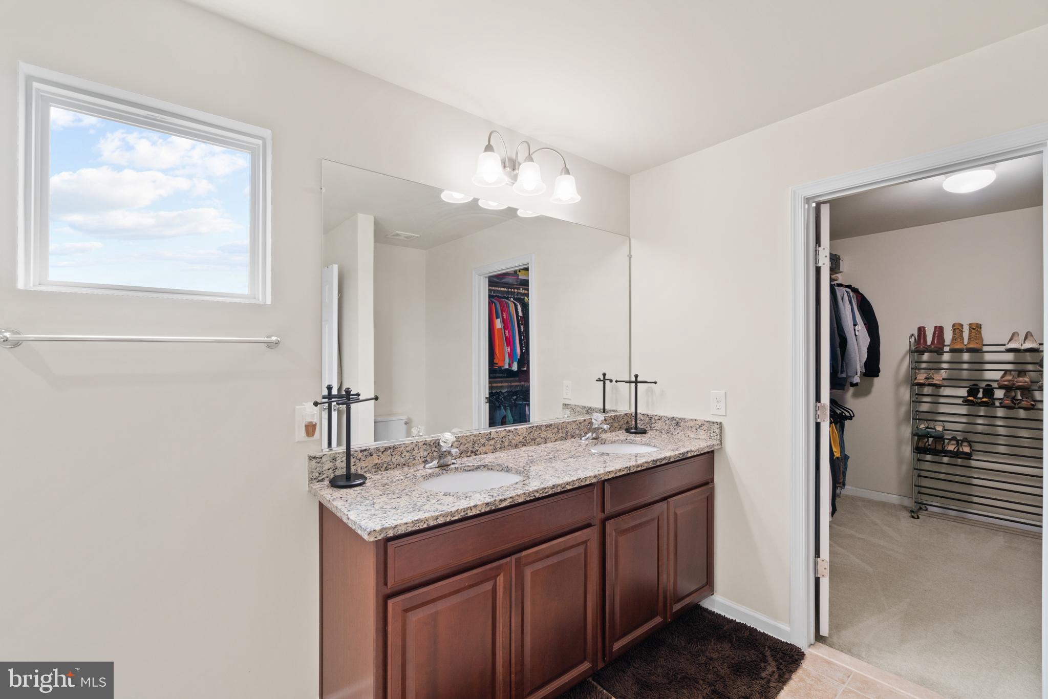 STAFFORD LAKES VILLAGE - Residential