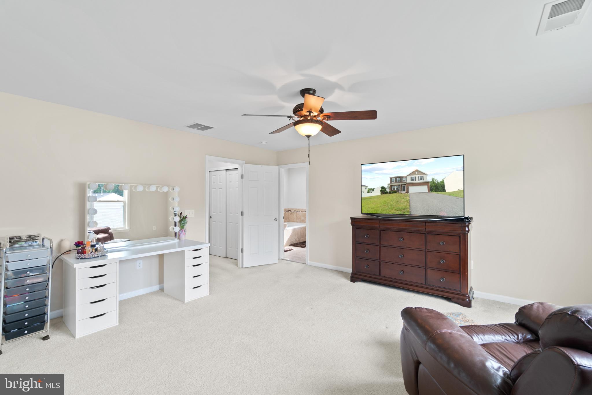 STAFFORD LAKES VILLAGE - Residential