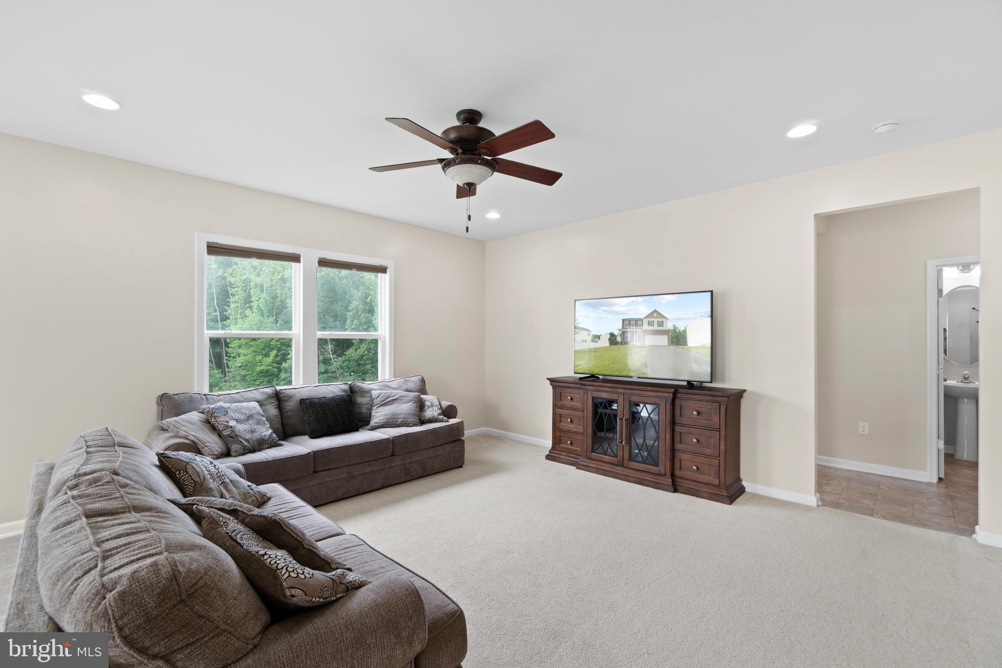 STAFFORD LAKES VILLAGE - Residential