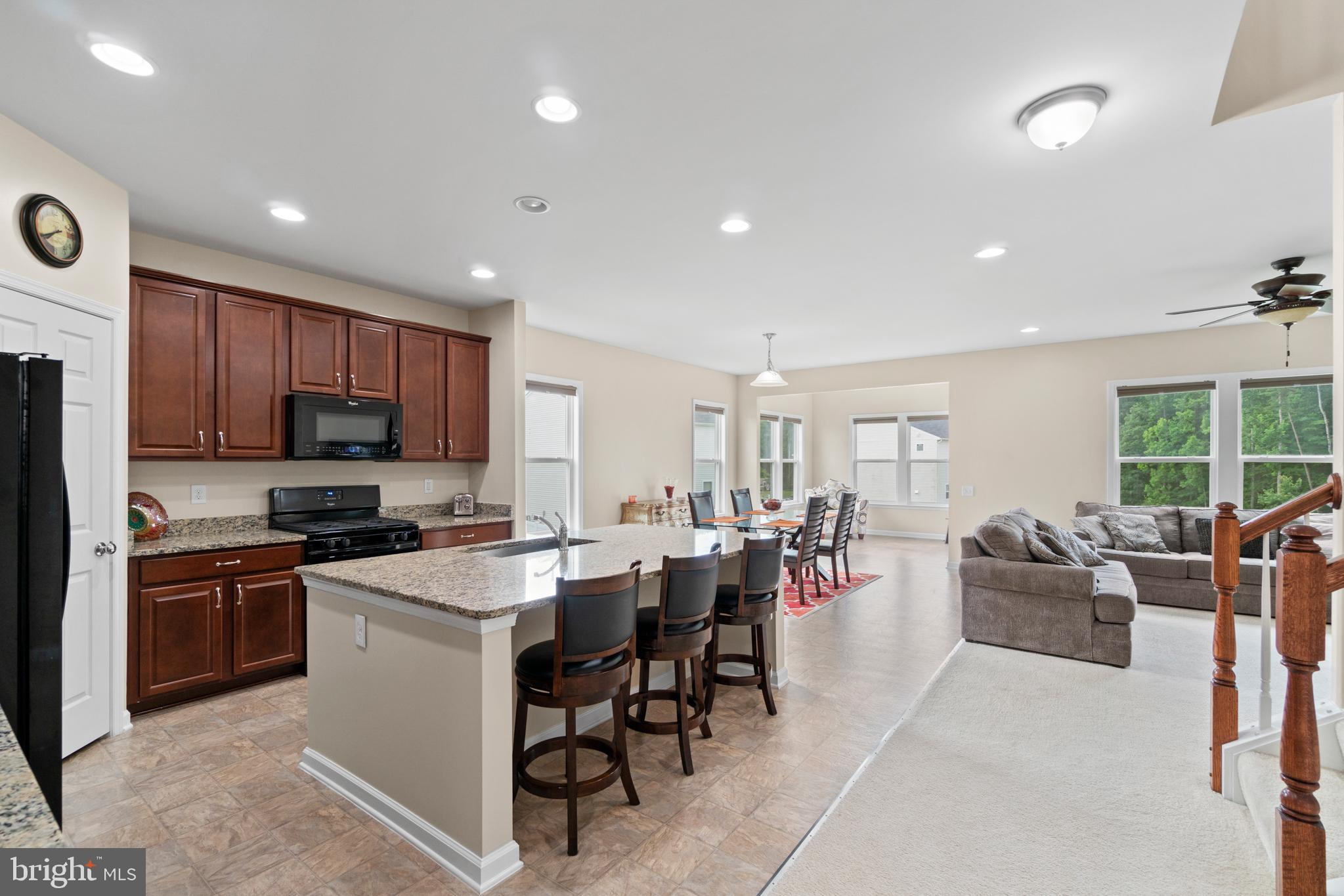 STAFFORD LAKES VILLAGE - Residential