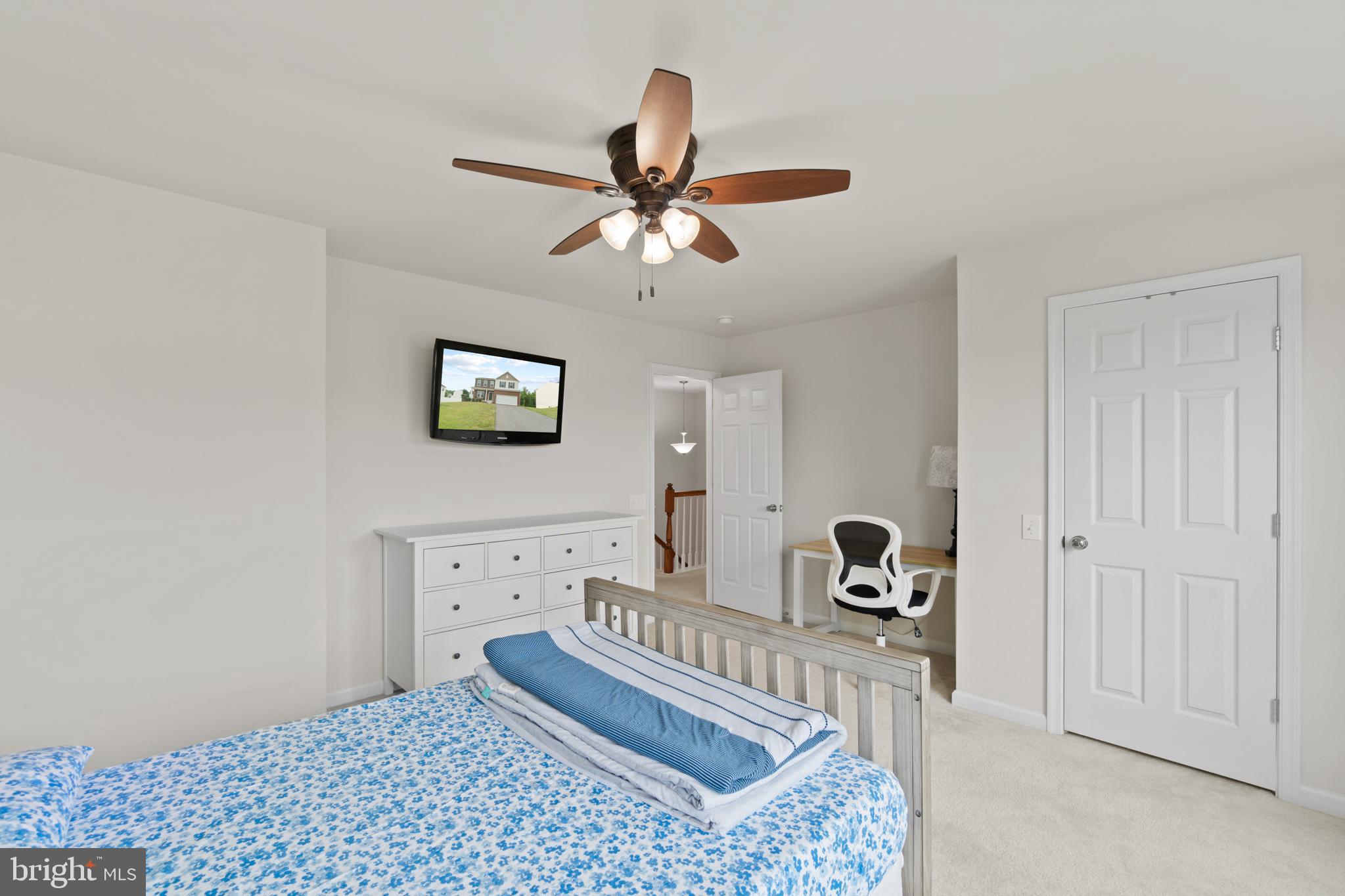 STAFFORD LAKES VILLAGE - Residential