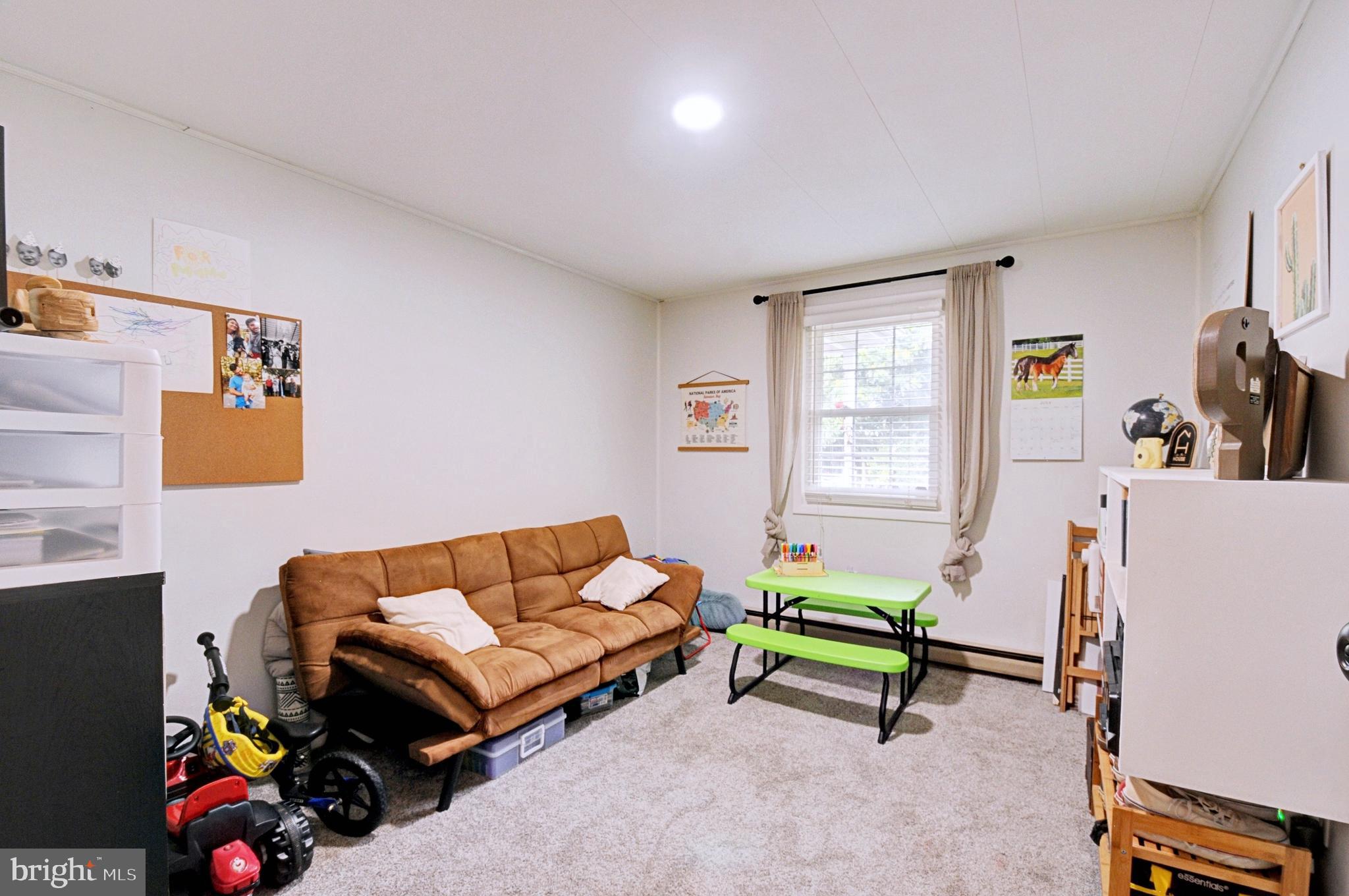 WALNUT GROVE - Residential