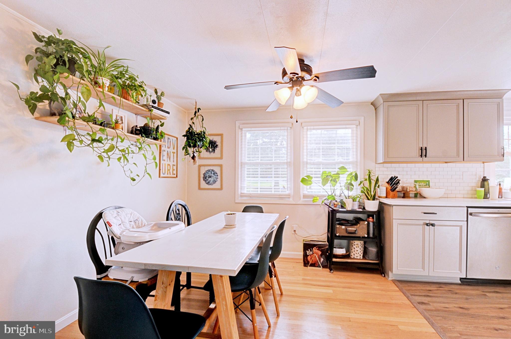 WALNUT GROVE - Residential