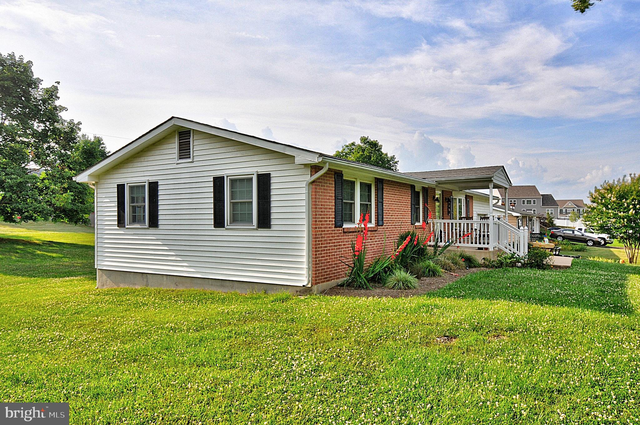 WALNUT GROVE - Residential