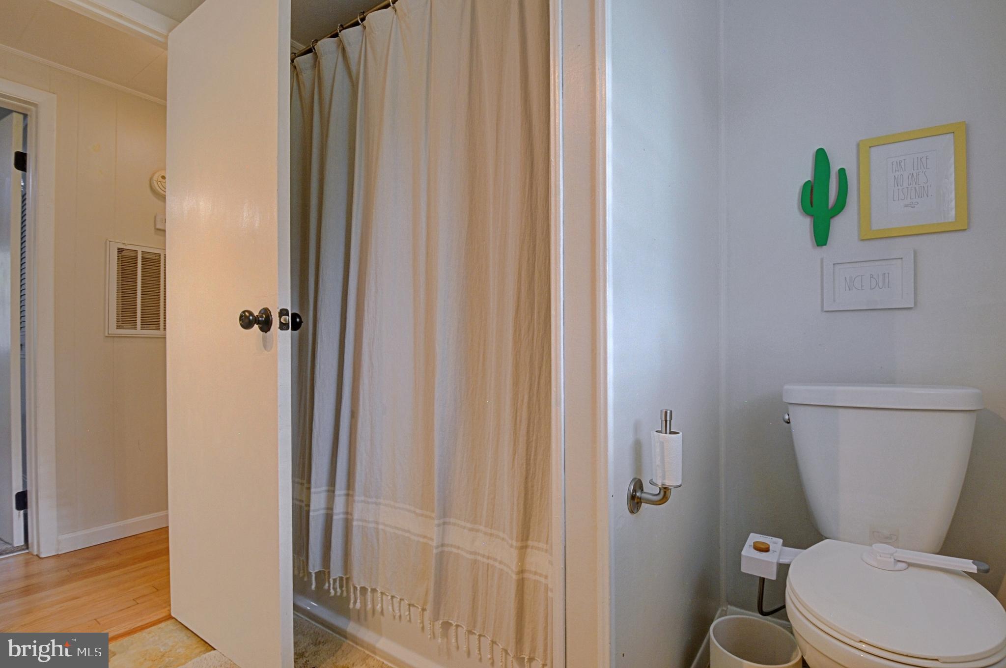 WALNUT GROVE - Residential