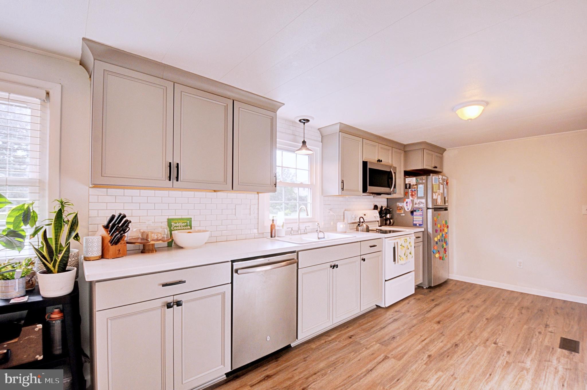 WALNUT GROVE - Residential