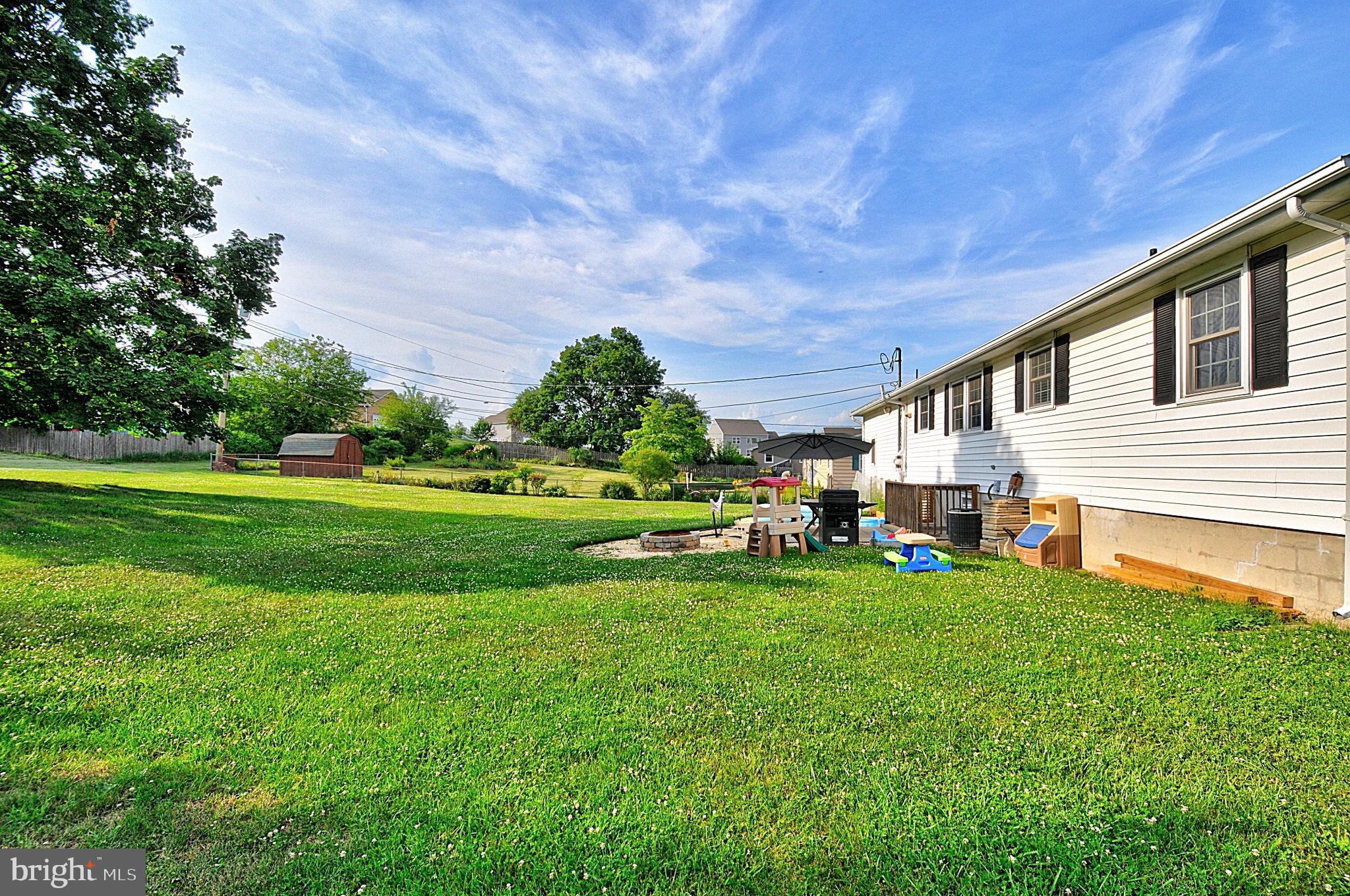 WALNUT GROVE - Residential