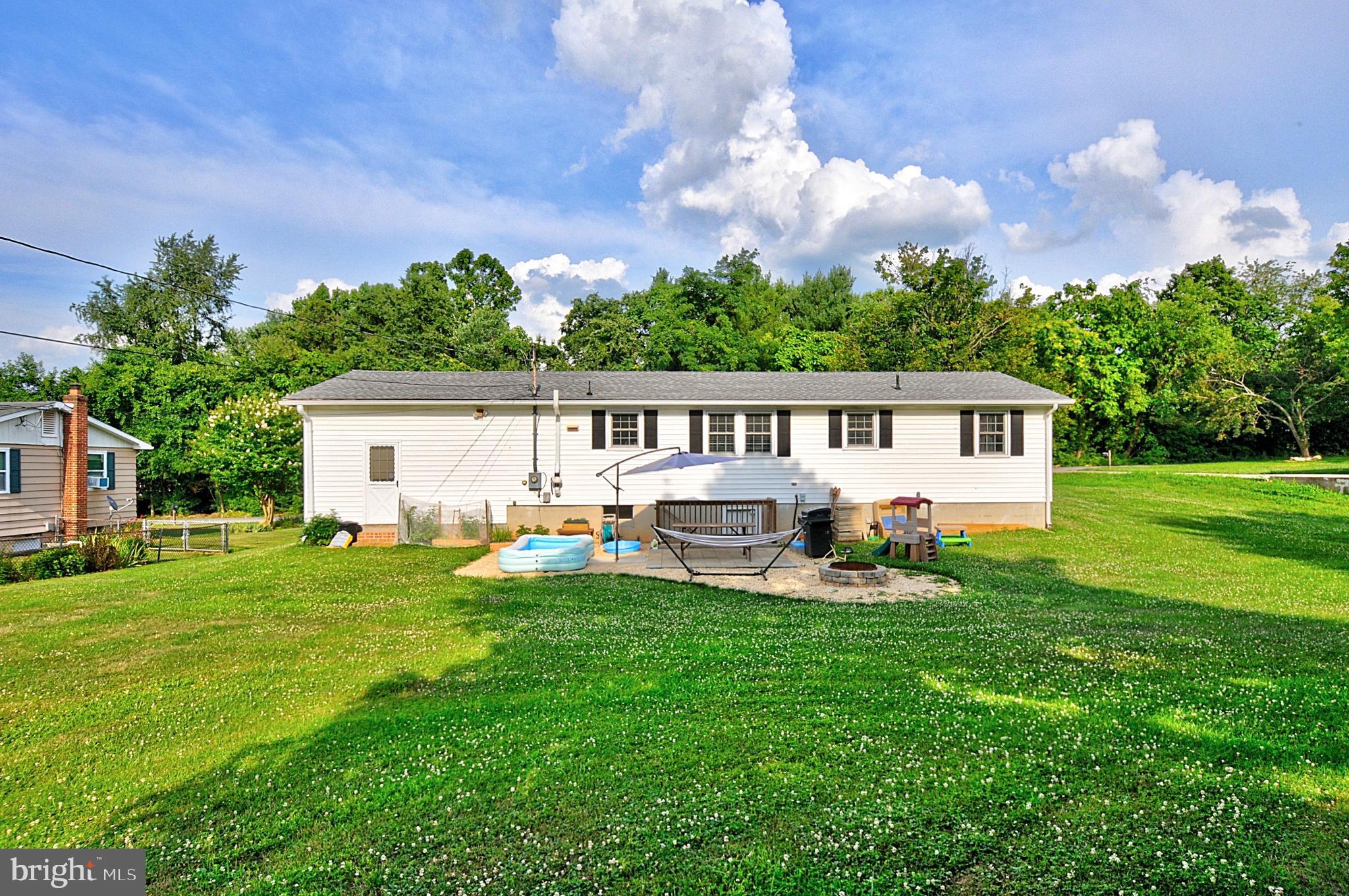 WALNUT GROVE - Residential