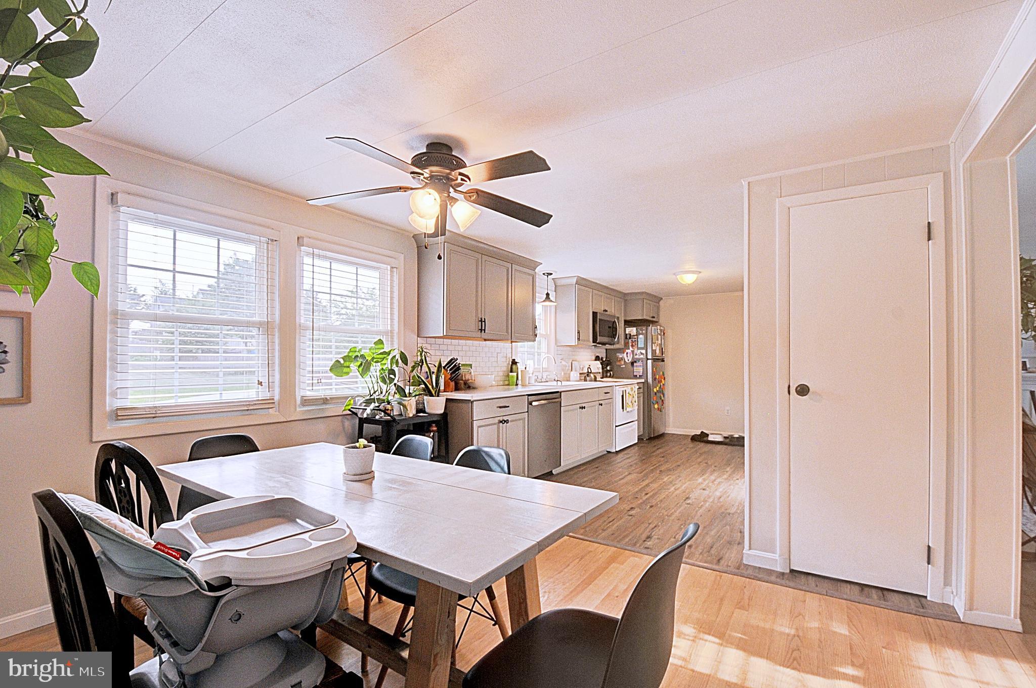 WALNUT GROVE - Residential