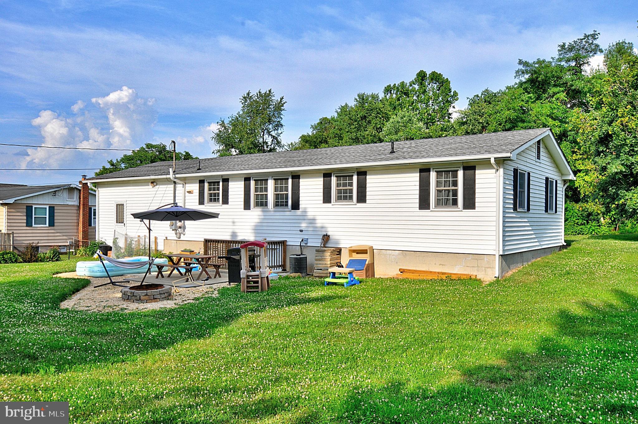 WALNUT GROVE - Residential