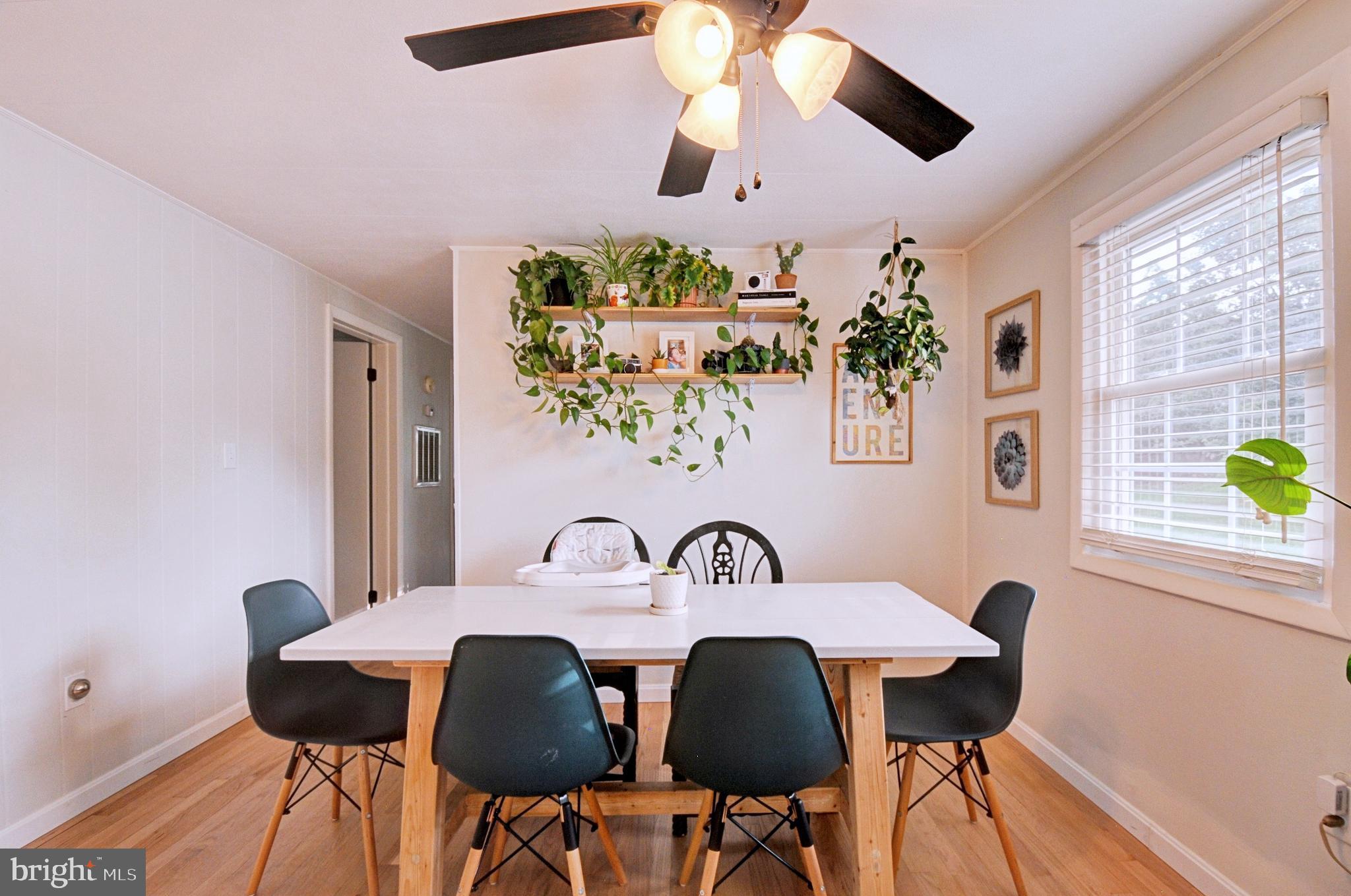 WALNUT GROVE - Residential