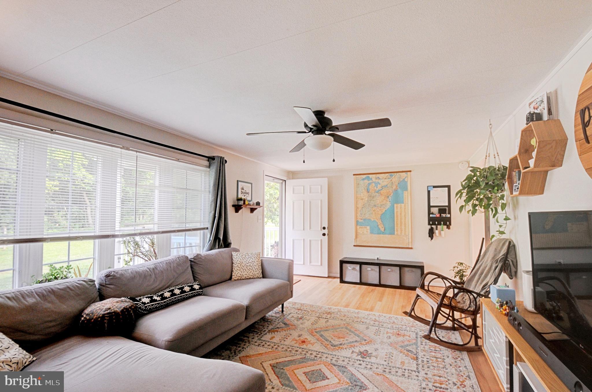 WALNUT GROVE - Residential