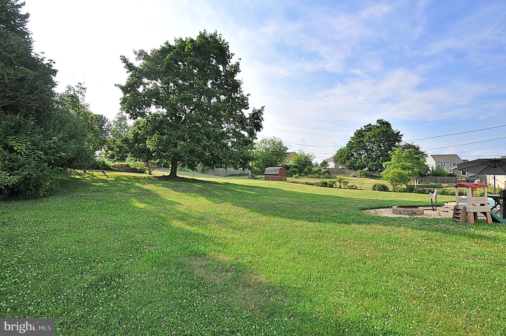 WALNUT GROVE - Residential