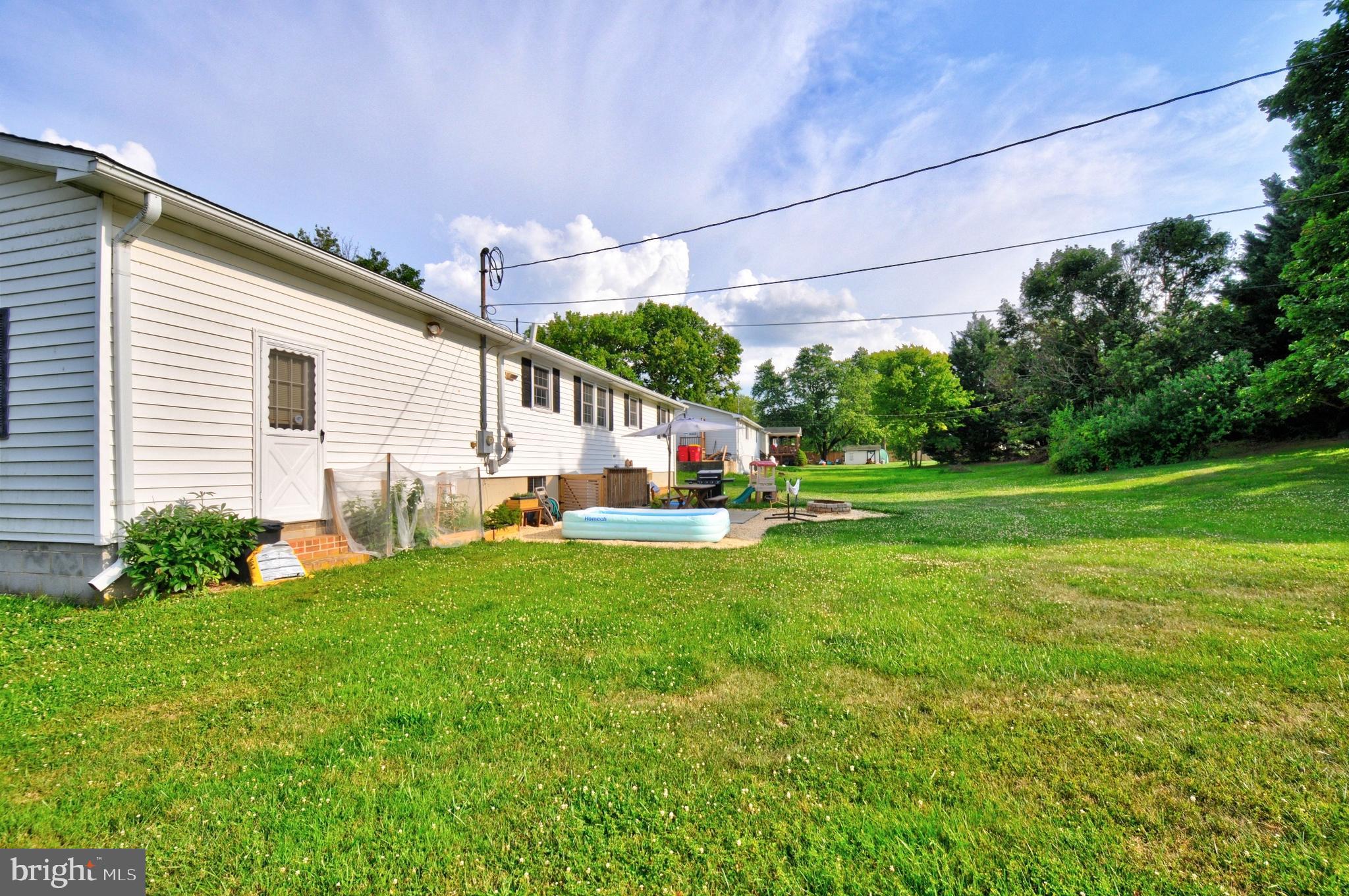 WALNUT GROVE - Residential