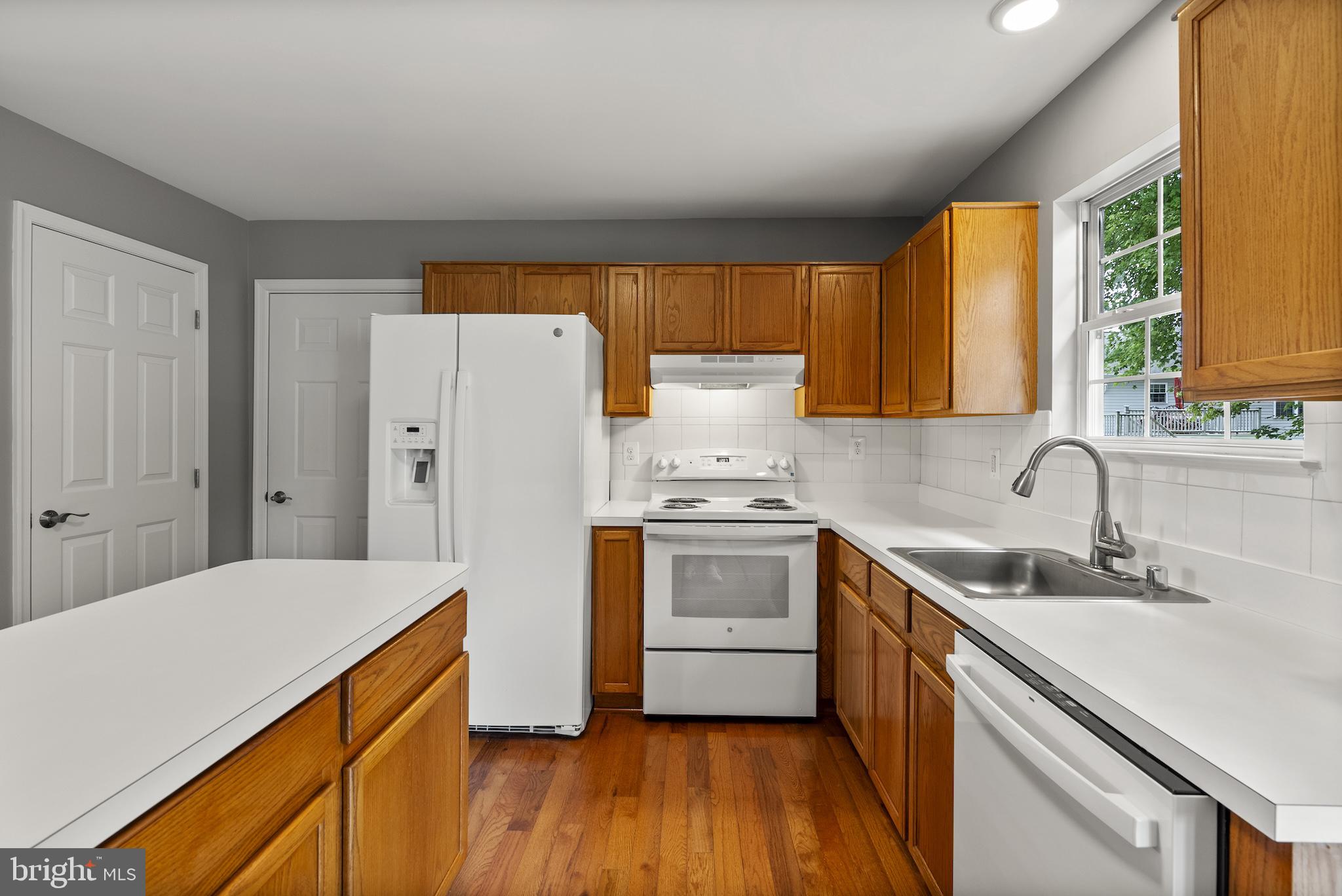 ALMA SMITH - Residential