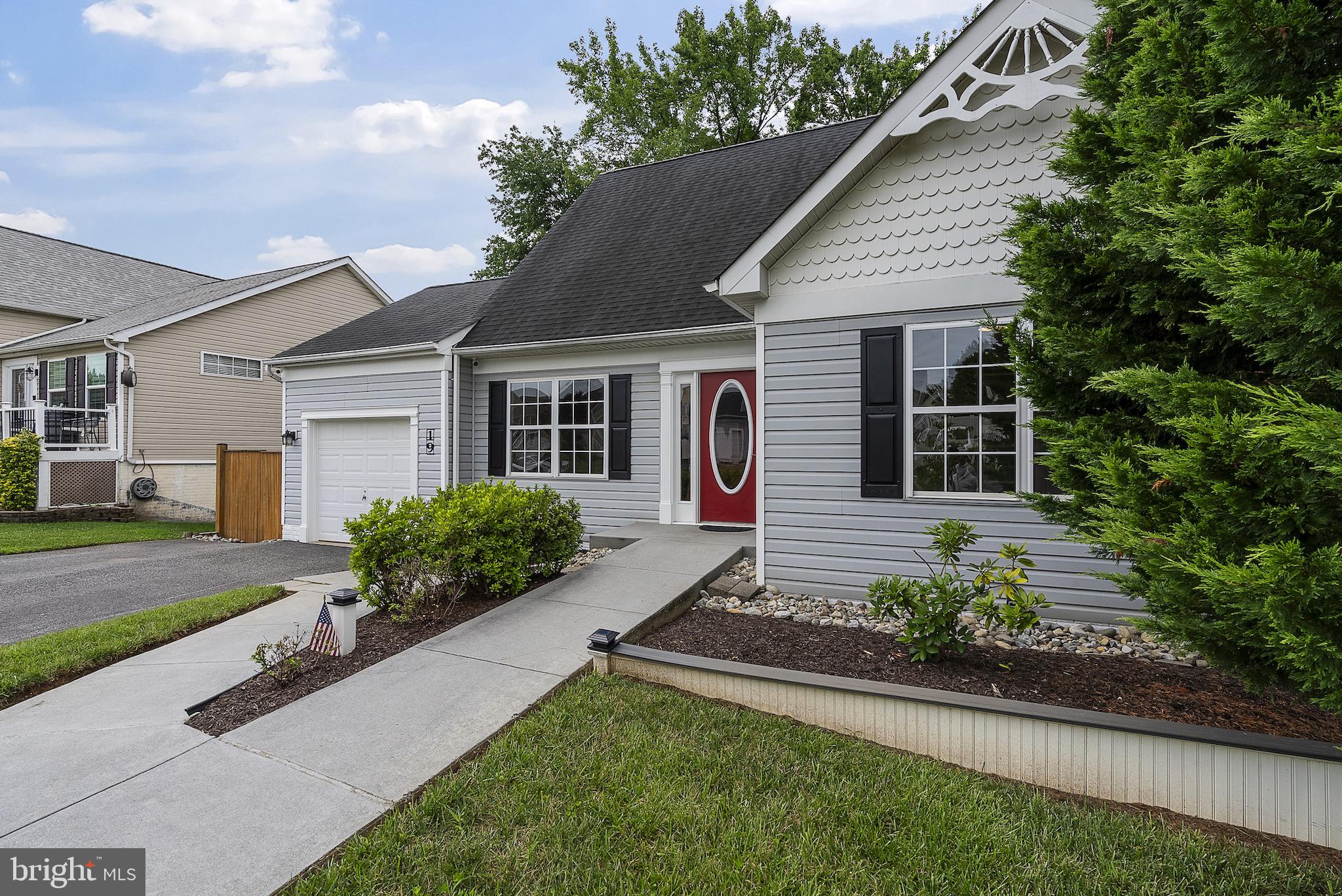 ALMA SMITH - Residential