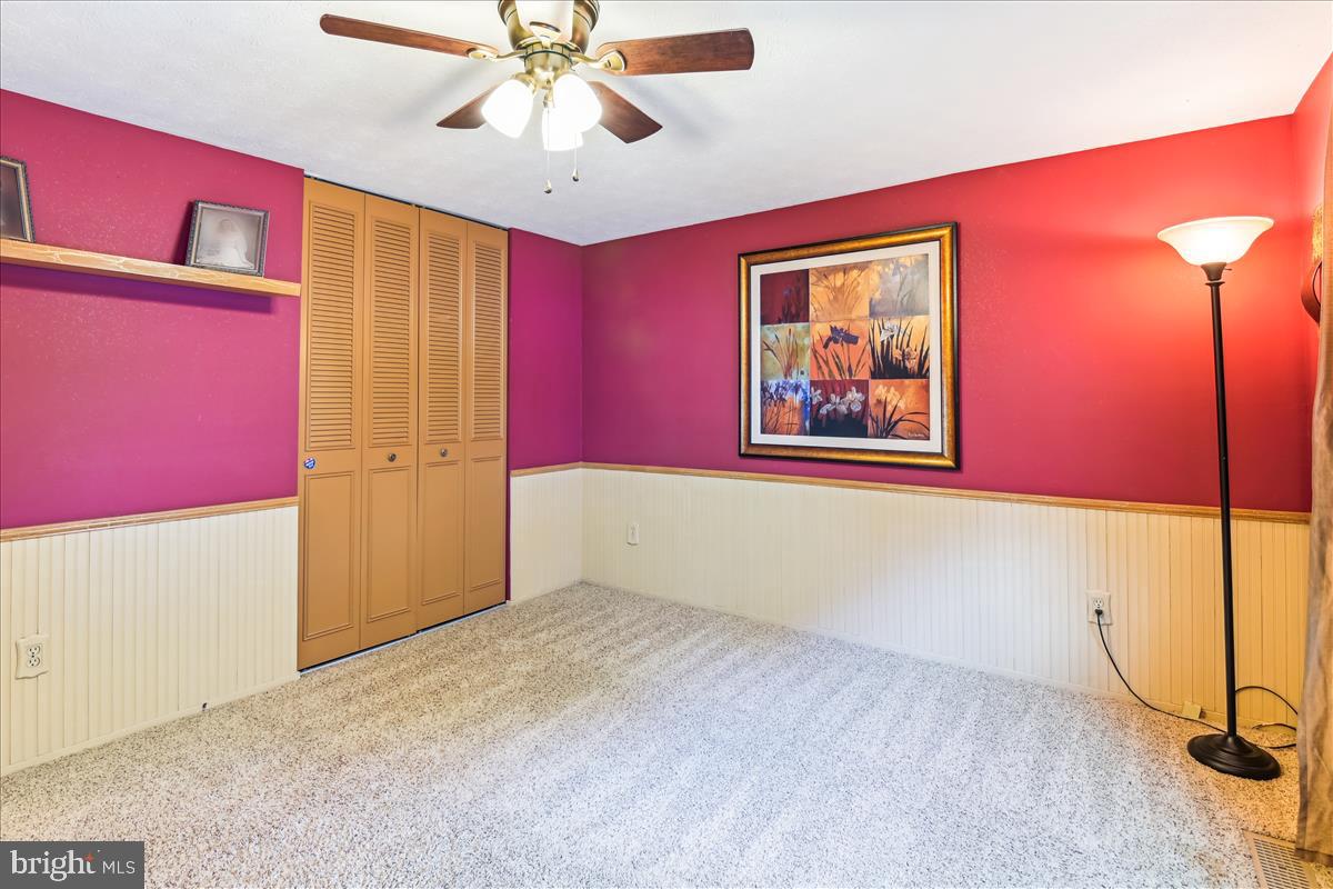 BAY HILLS - Residential