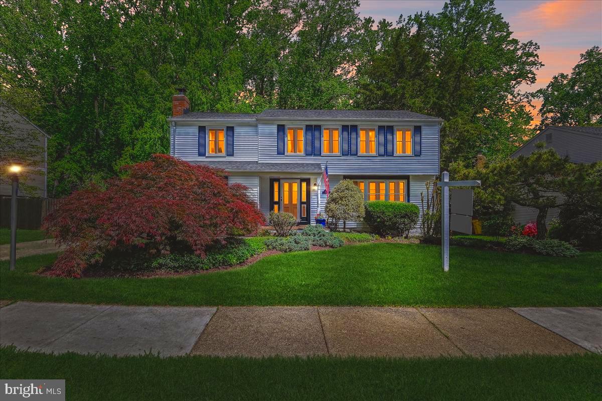 BAY HILLS - Residential