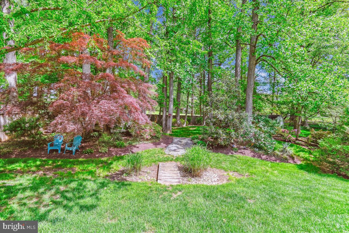 BAY HILLS - Residential