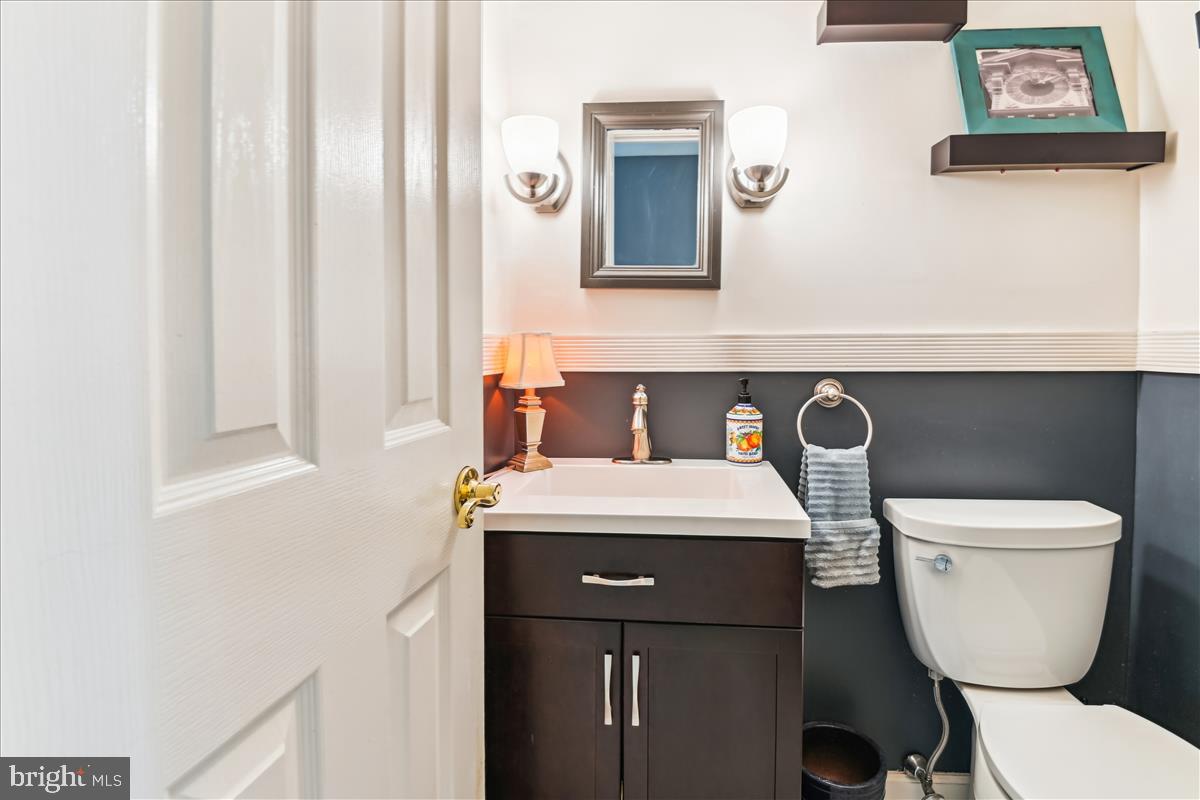 BAY HILLS - Residential