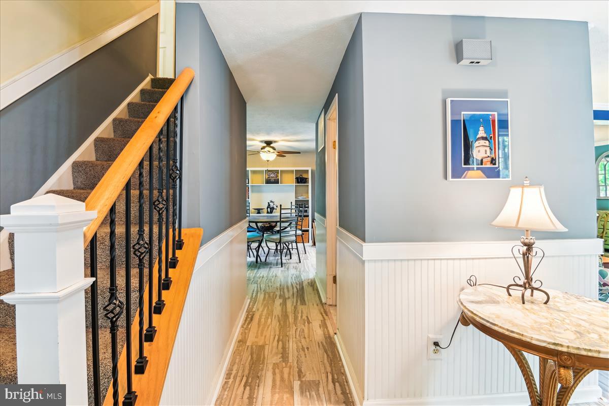 BAY HILLS - Residential