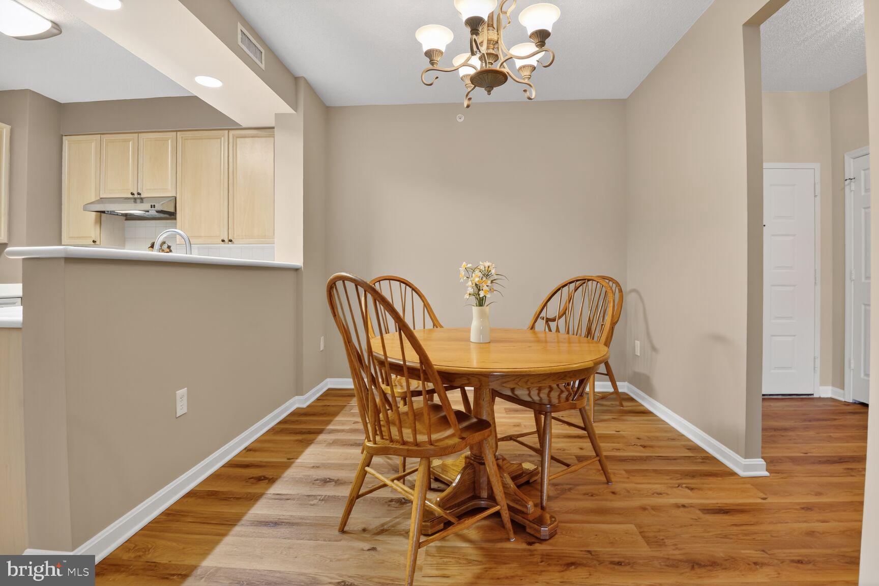 MAGNOLIAS AT LANSDOWNE WOODS - Residential