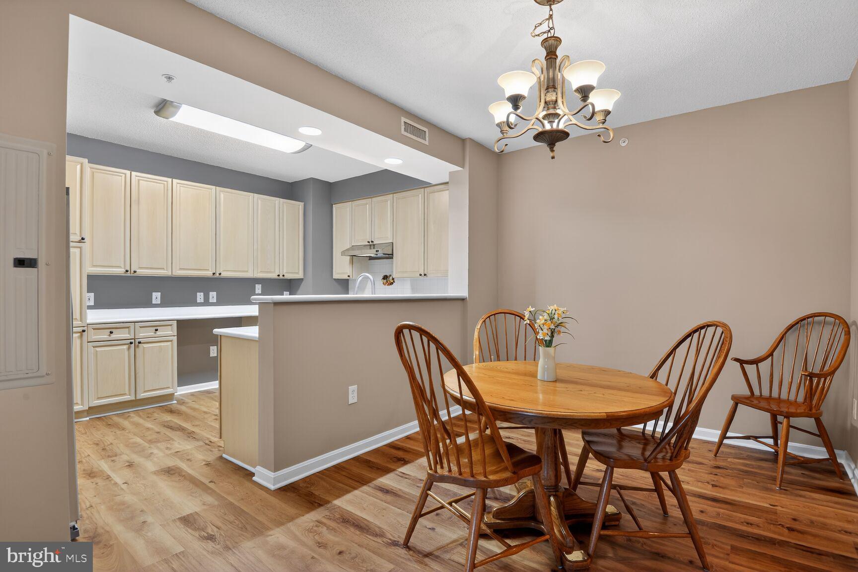 MAGNOLIAS AT LANSDOWNE WOODS - Residential