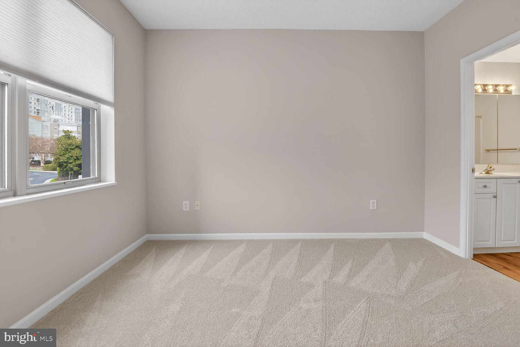 MAGNOLIAS AT LANSDOWNE WOODS - Residential