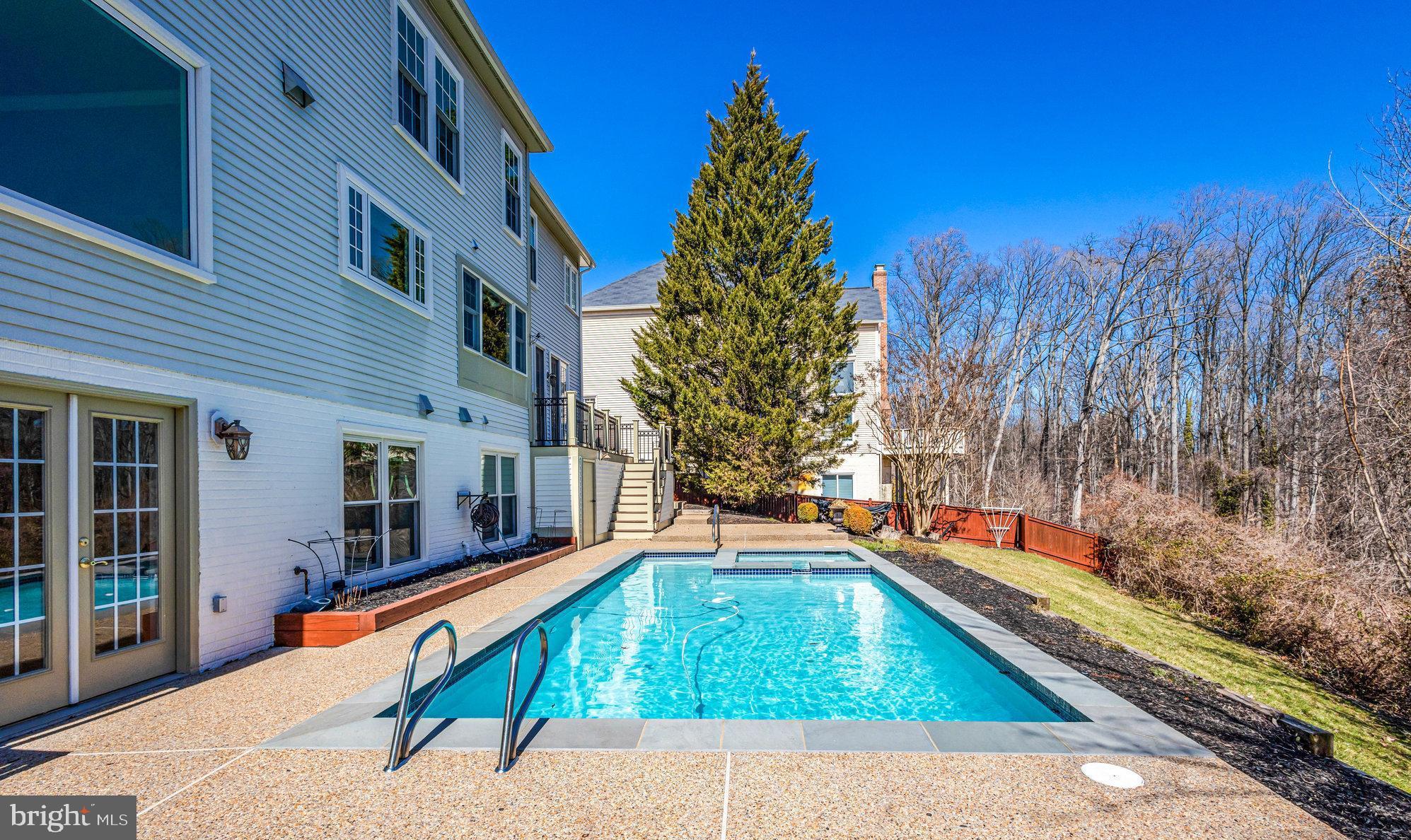 MAPLE VALLEY - Residential