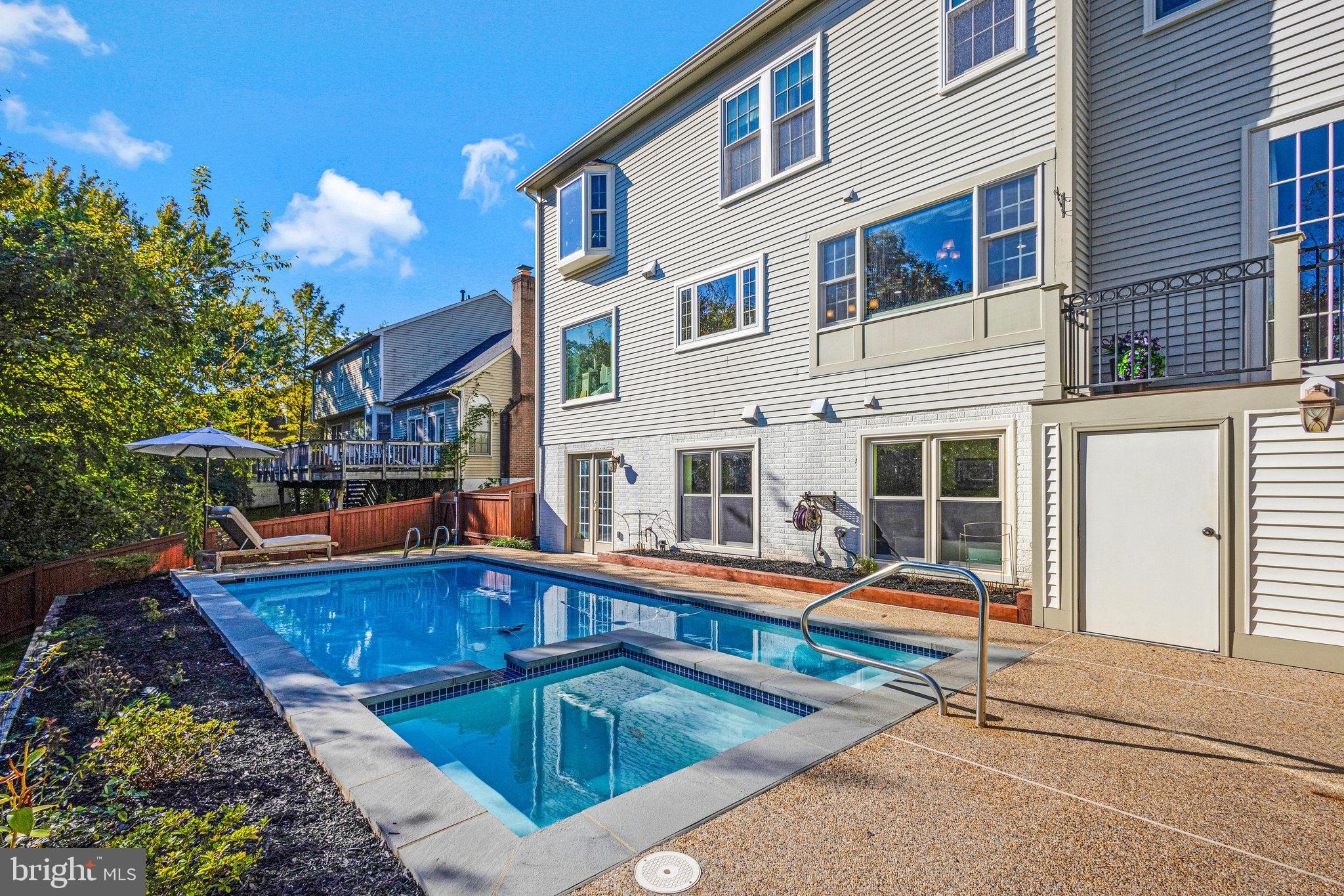 MAPLE VALLEY - Residential