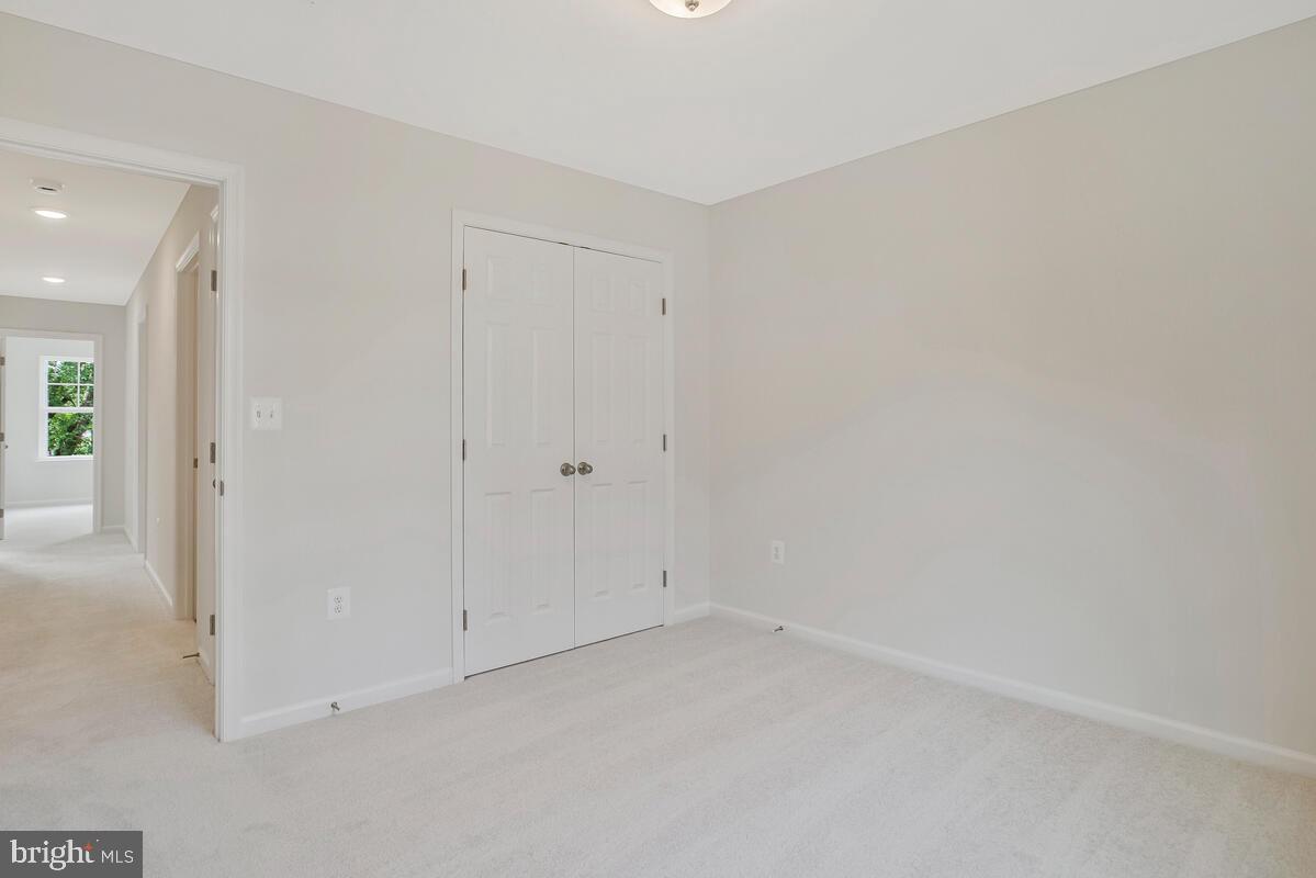 SELBY ON THE BAY - Residential