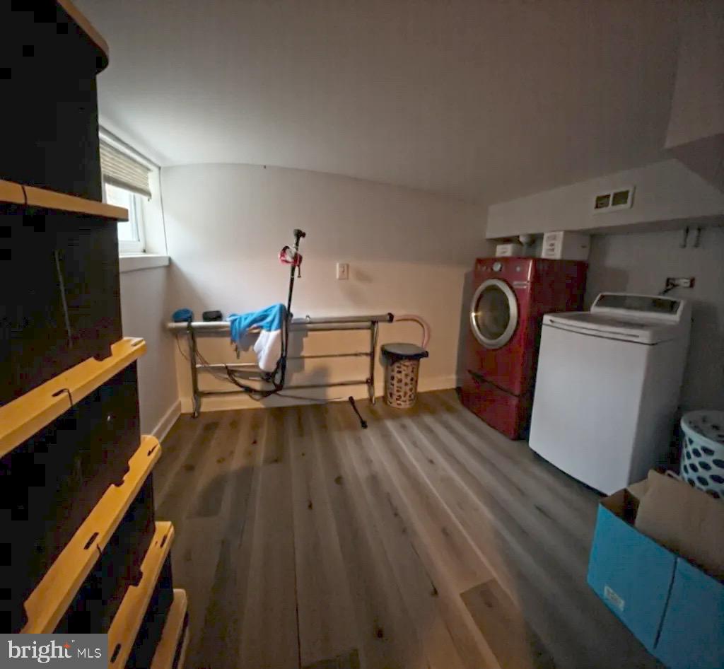 BROOKLYN - Residential