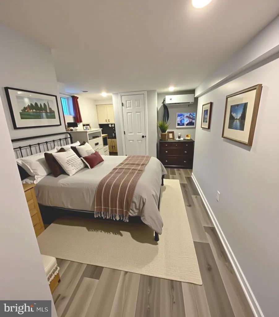BROOKLYN - Residential