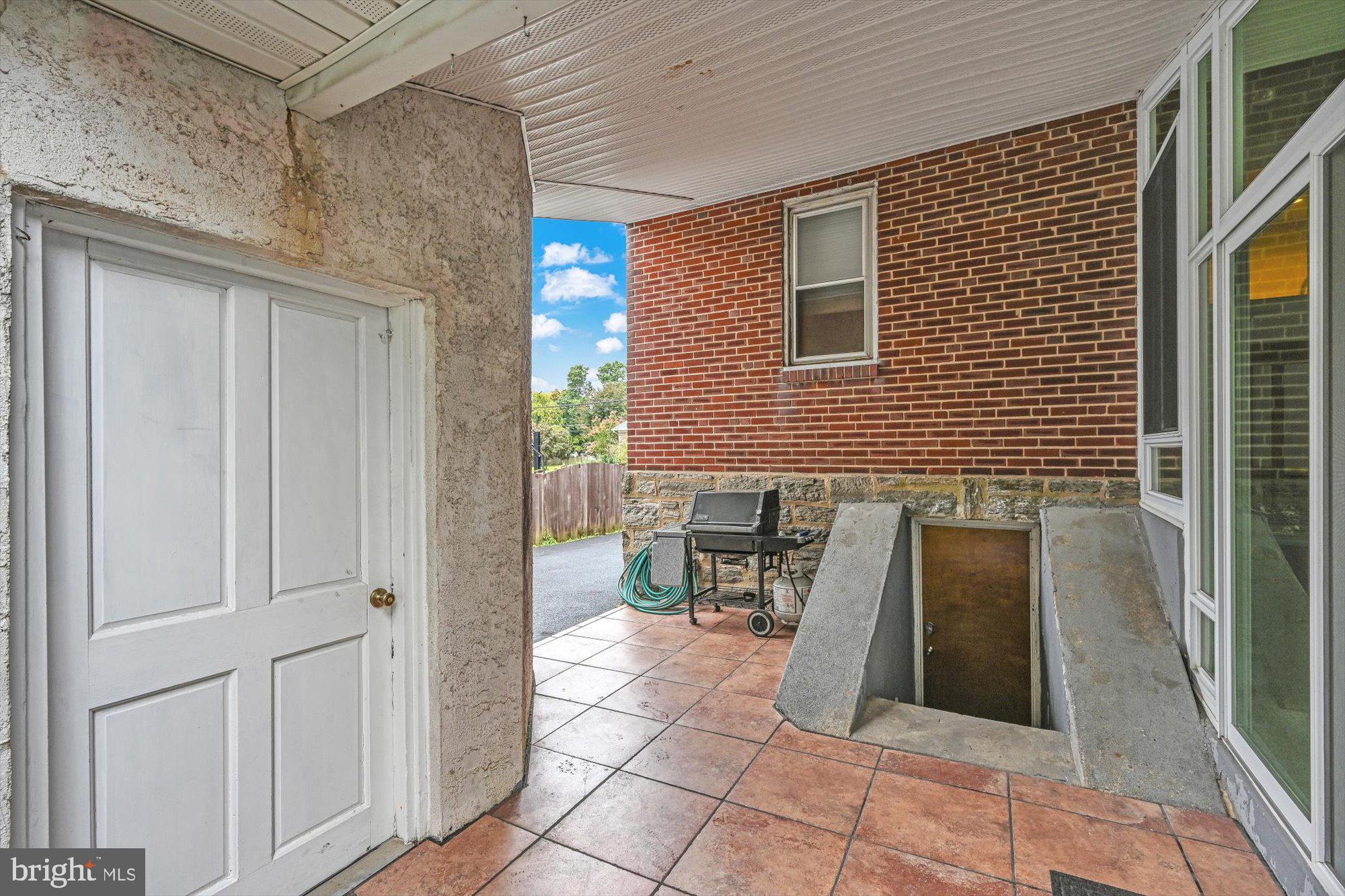 BELMONT HILLS - Residential