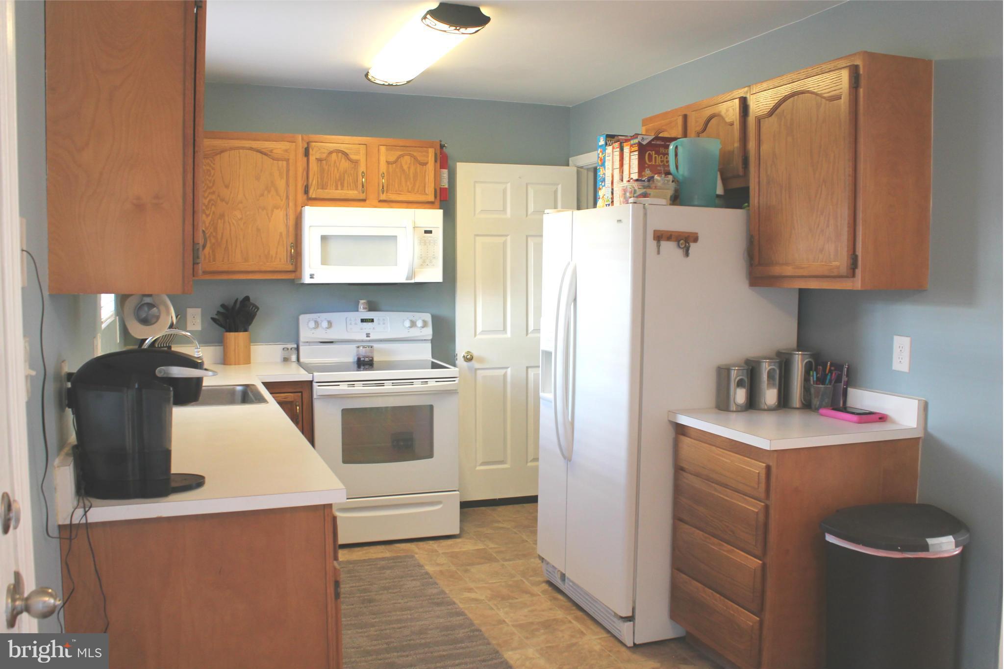 BURNT OAKS - Residential