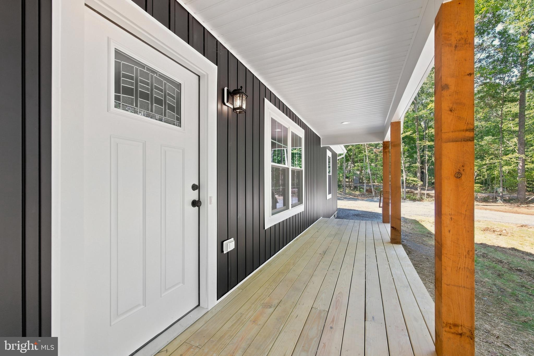 2858 MORELAND GAP RD